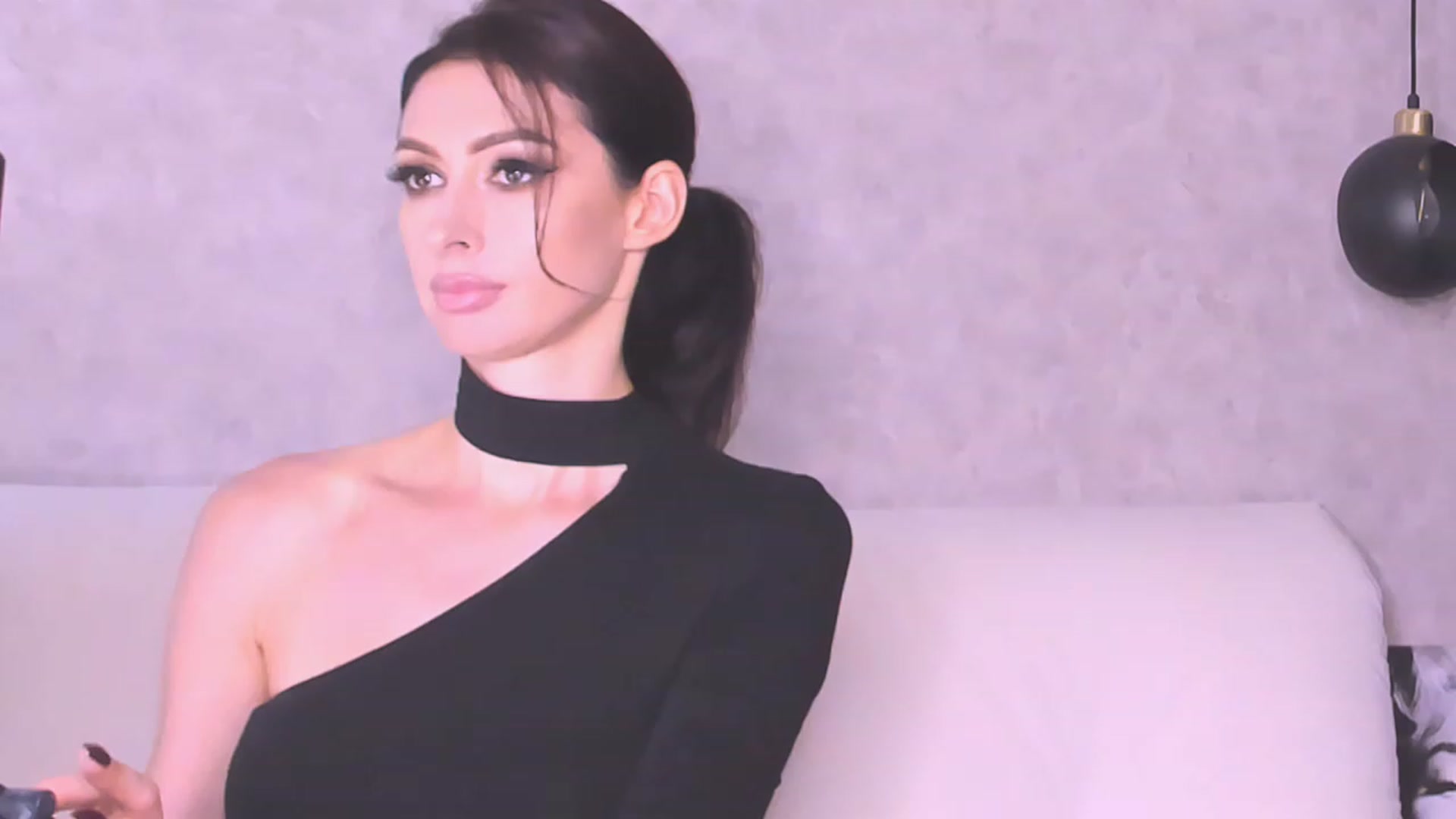 Gallery image thumbnail from AloeVera's myfreecams stream on, 10/19/2023, 23:05 image 14 of 20
