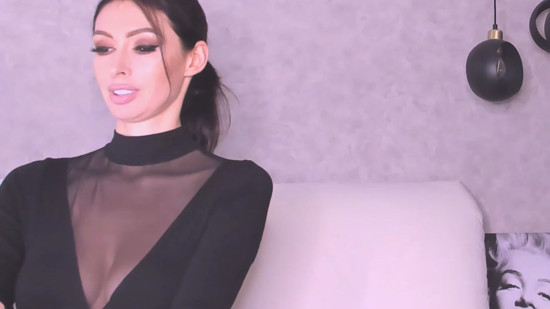 Gallery image thumbnail from AloeVera's myfreecams stream on, 10/26/2023, 01:12 image 8 of 20