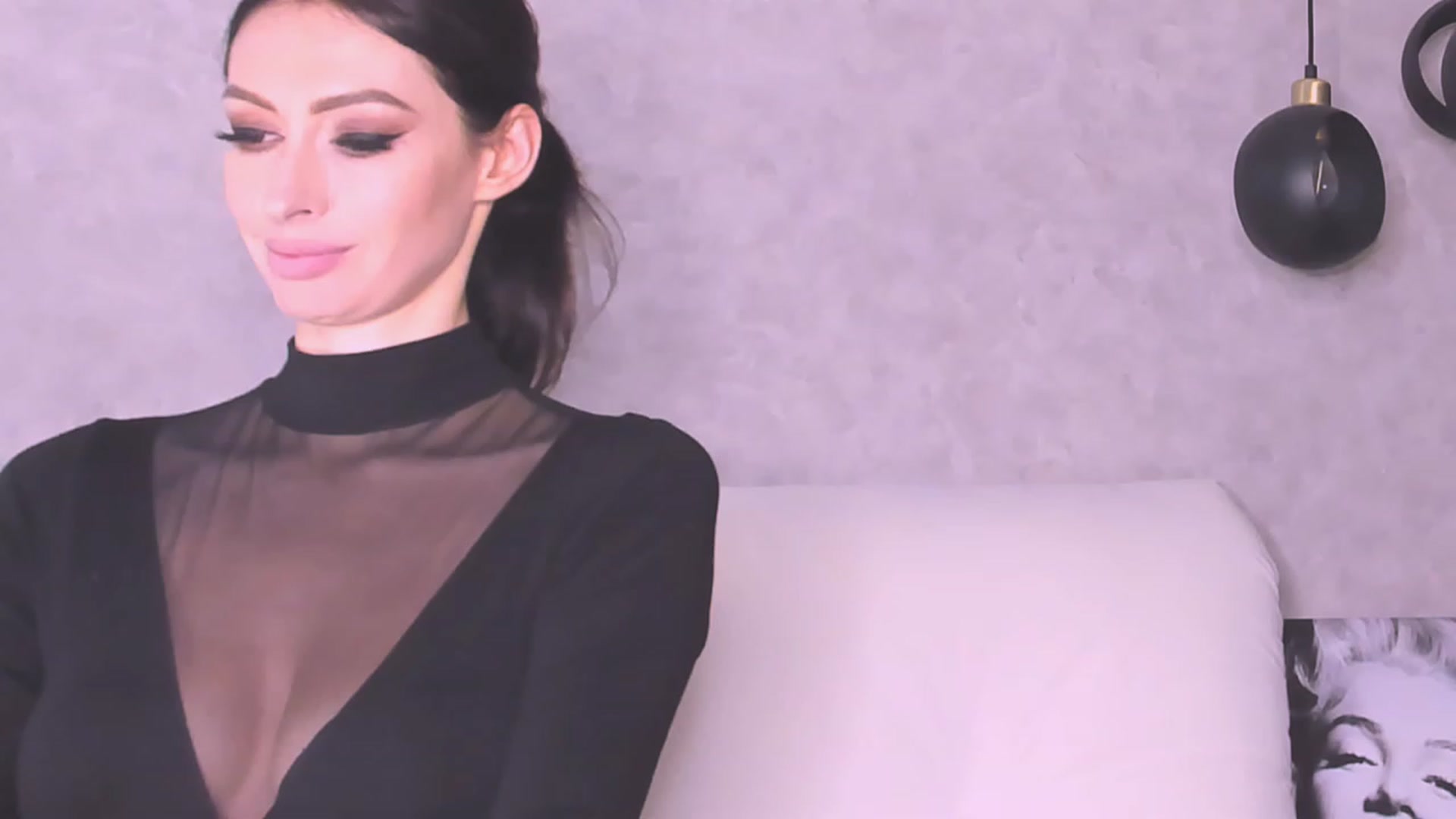 Gallery image thumbnail from AloeVera's myfreecams stream on, 10/26/2023, 01:12 image 18 of 20