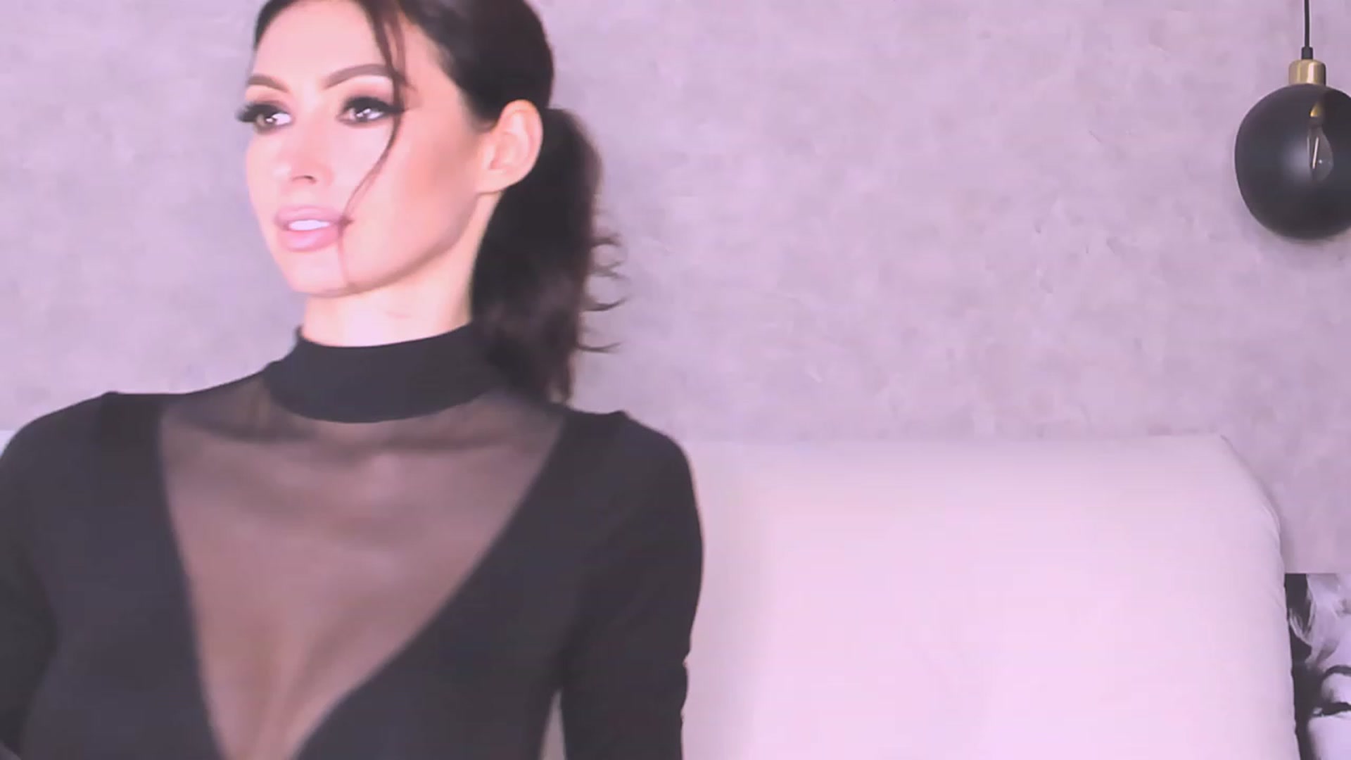 Gallery image thumbnail from AloeVera's myfreecams stream on, 10/31/2023, 01:19 image 10 of 20