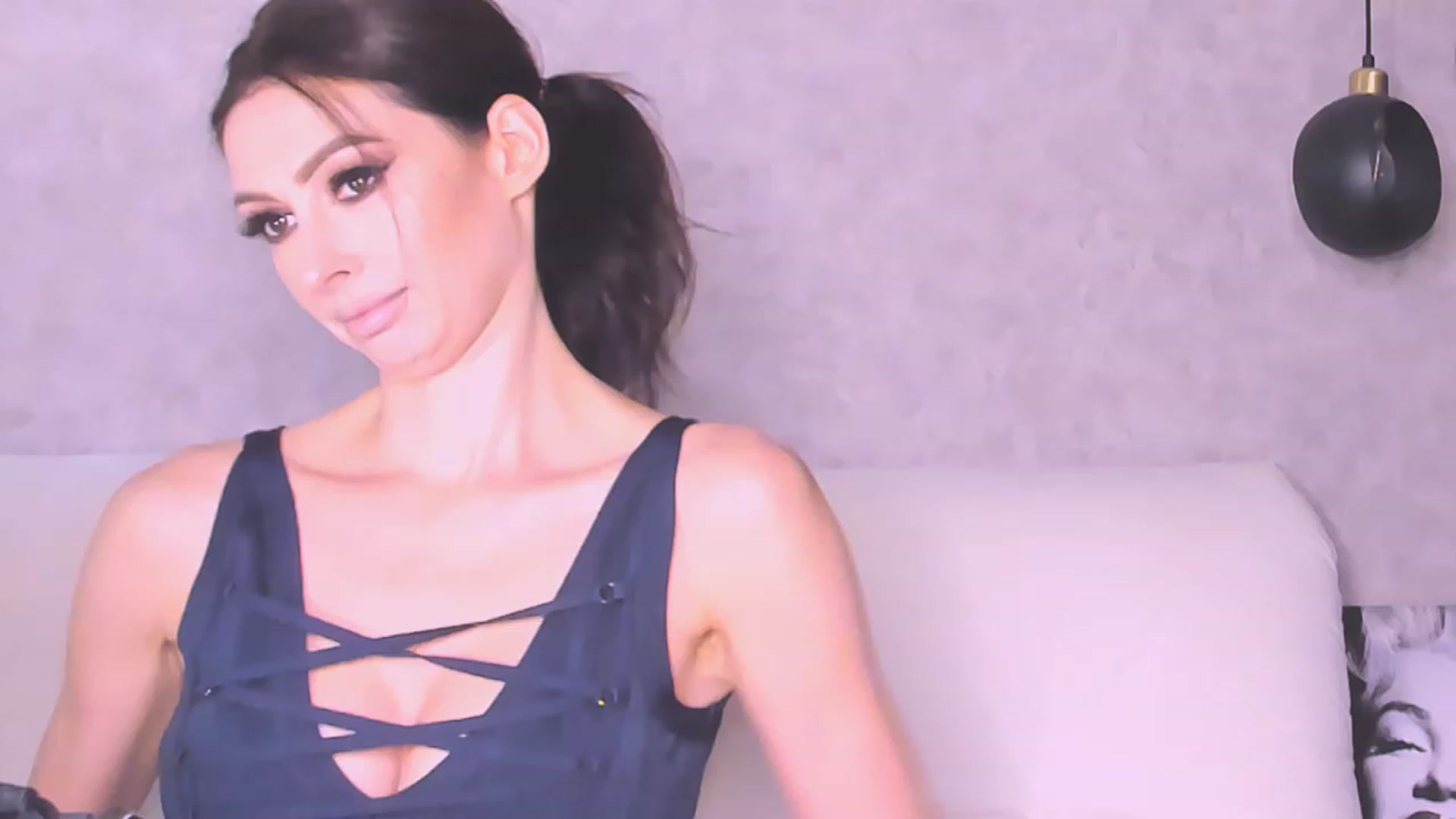 Gallery image thumbnail from AloeVera's myfreecams stream on, 11/02/2023, 24:15 image 6 of 20