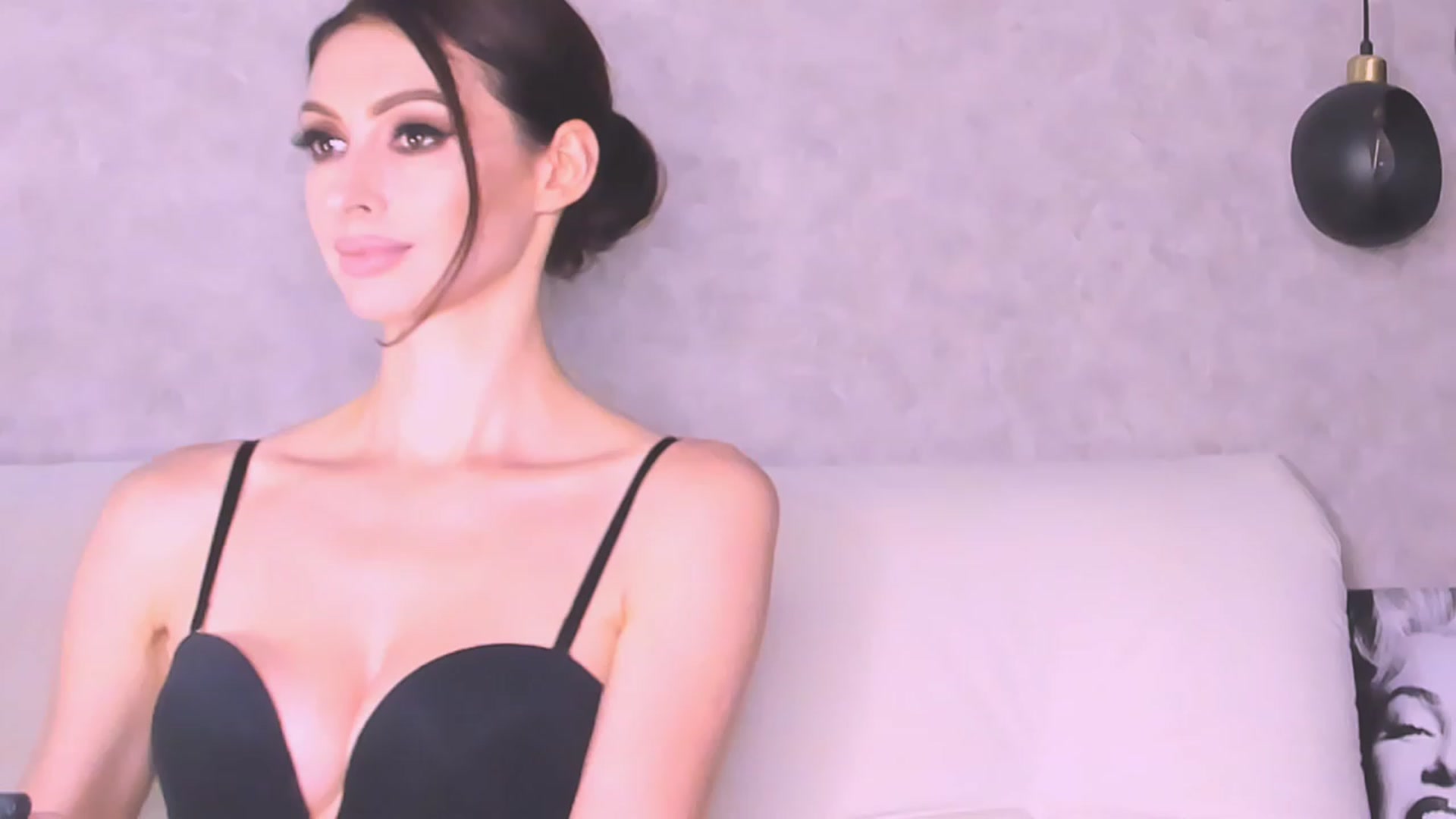 Gallery image thumbnail from AloeVera's myfreecams stream on, 11/05/2023, 01:44 image 14 of 20