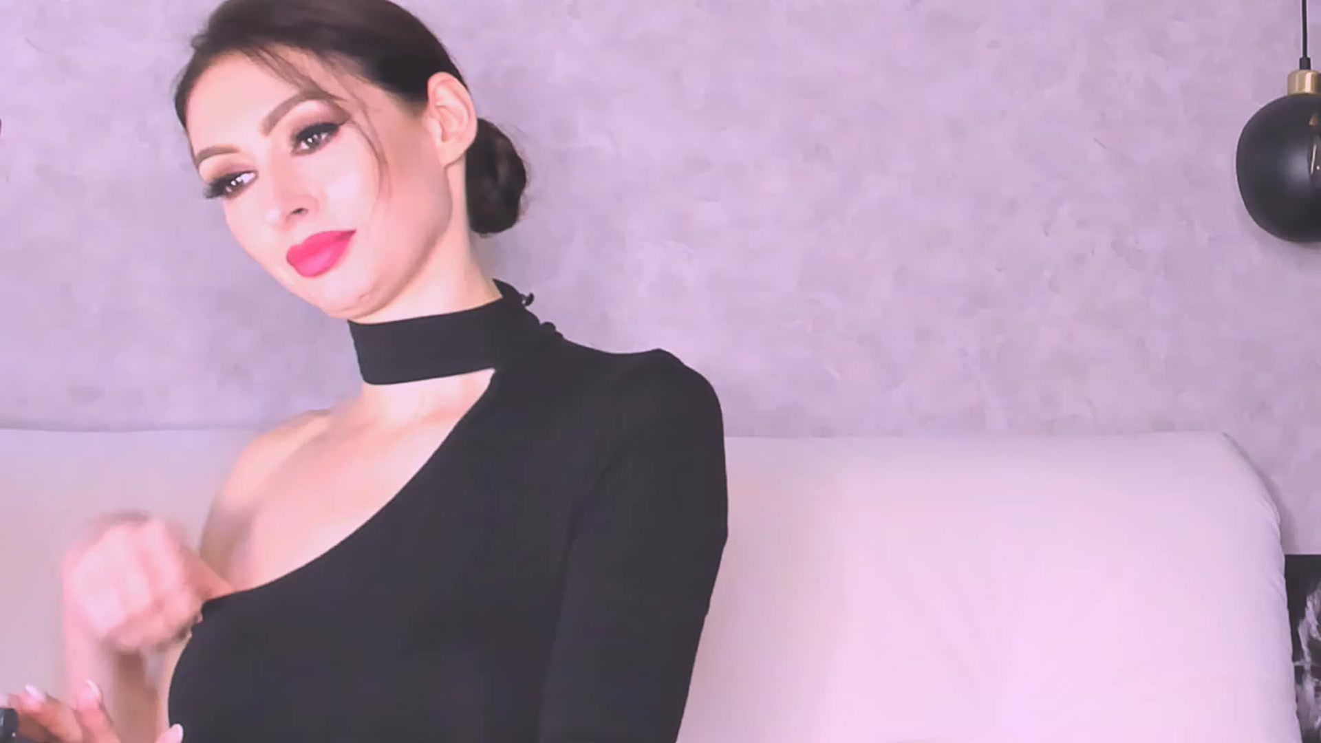 Gallery image thumbnail from AloeVera's myfreecams stream on, 11/07/2023, 01:20 image 6 of 20