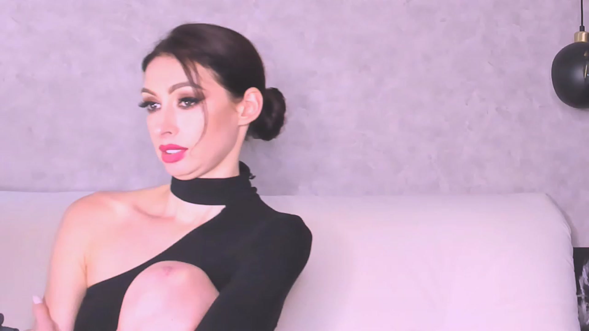 Gallery image thumbnail from AloeVera's myfreecams stream on, 11/07/2023, 02:04 image 6 of 20