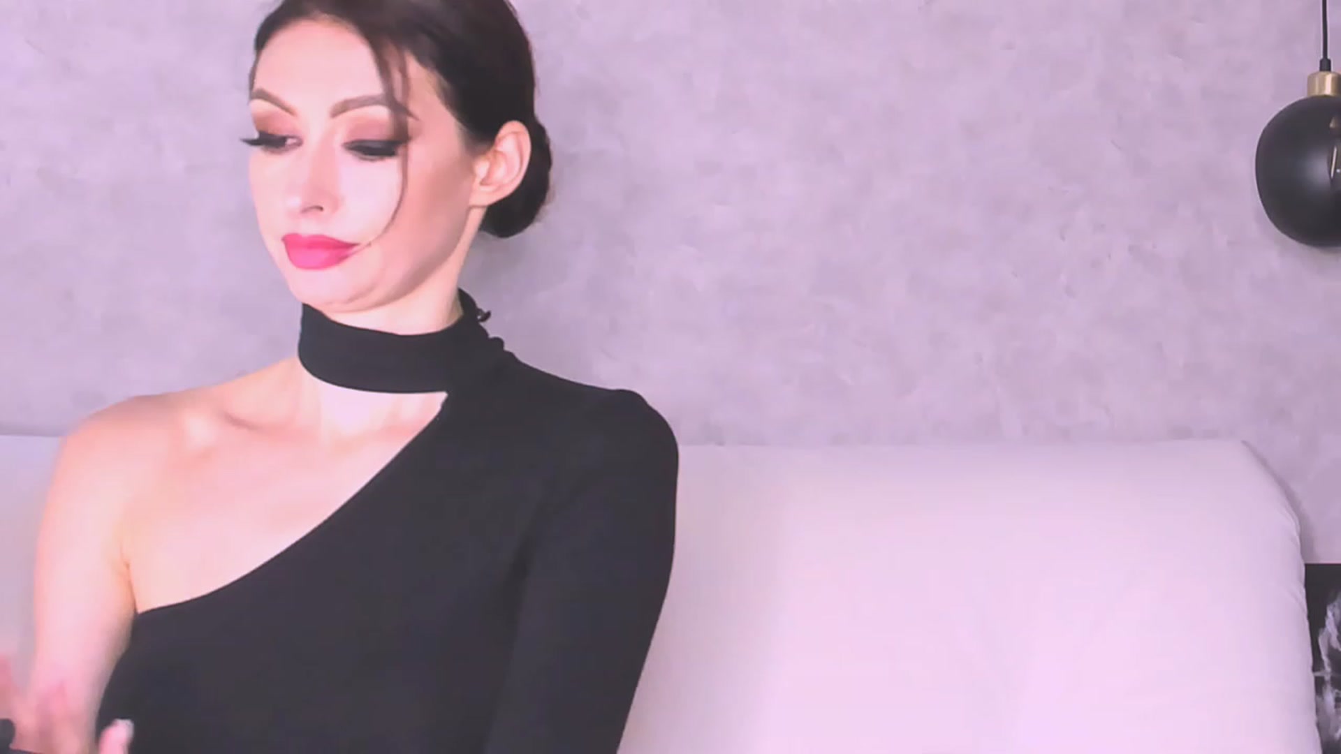 Gallery image thumbnail from AloeVera's myfreecams stream on, 11/07/2023, 02:04 image 4 of 20