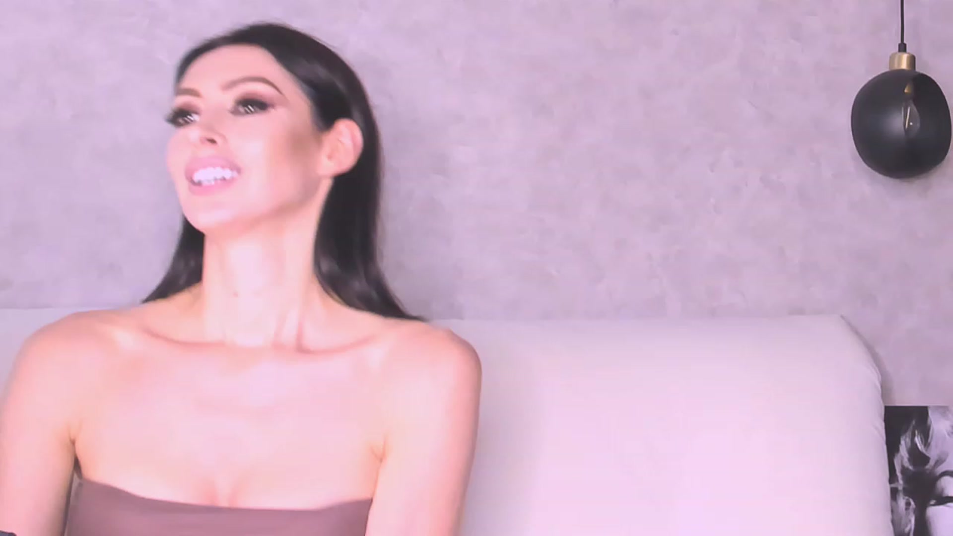 Gallery image thumbnail from AloeVera's myfreecams stream on, 11/11/2023, 02:03 image 2 of 20