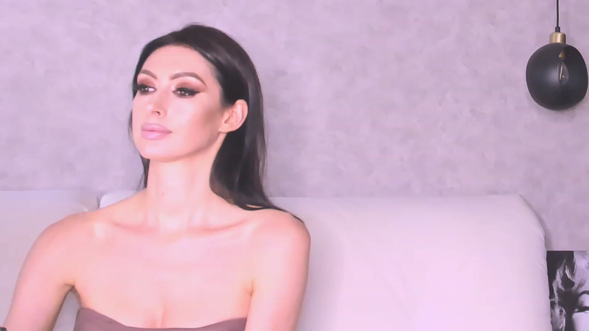 Gallery image thumbnail from AloeVera's myfreecams stream on, 11/11/2023, 02:03 image 10 of 20