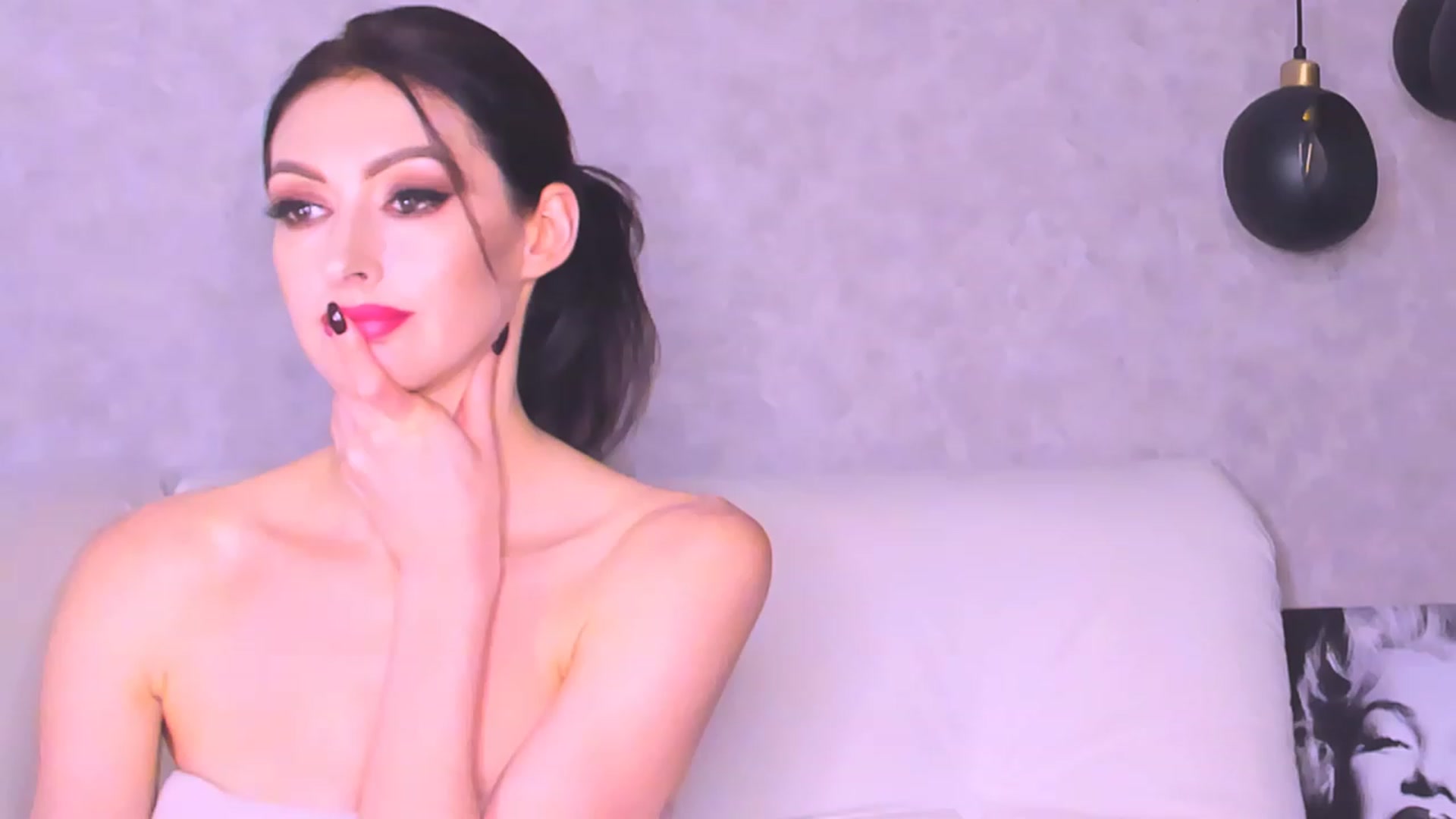 Gallery image thumbnail from AloeVera's myfreecams stream on, 11/21/2023, 02:01 image 19 of 20