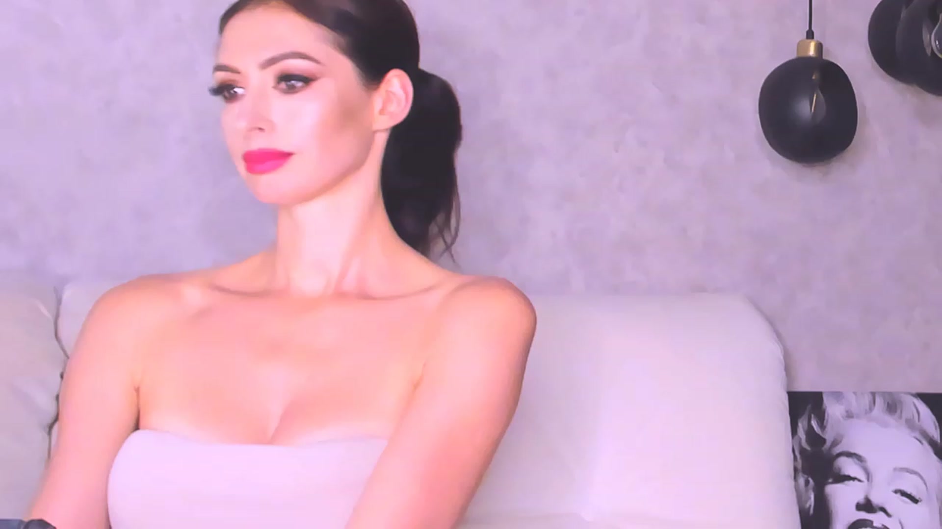Gallery image thumbnail from AloeVera's myfreecams stream on, 12/31/2023, 24:54 image 10 of 20