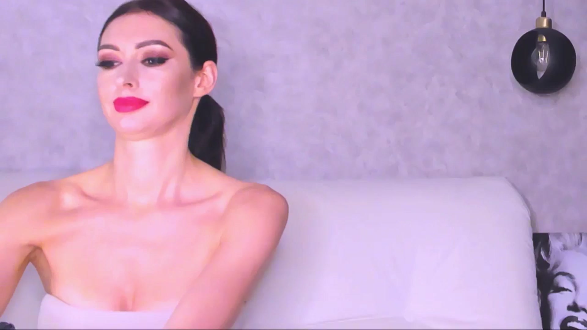Gallery image thumbnail from AloeVera's myfreecams stream on, 01/21/2024, 01:39 image 10 of 20