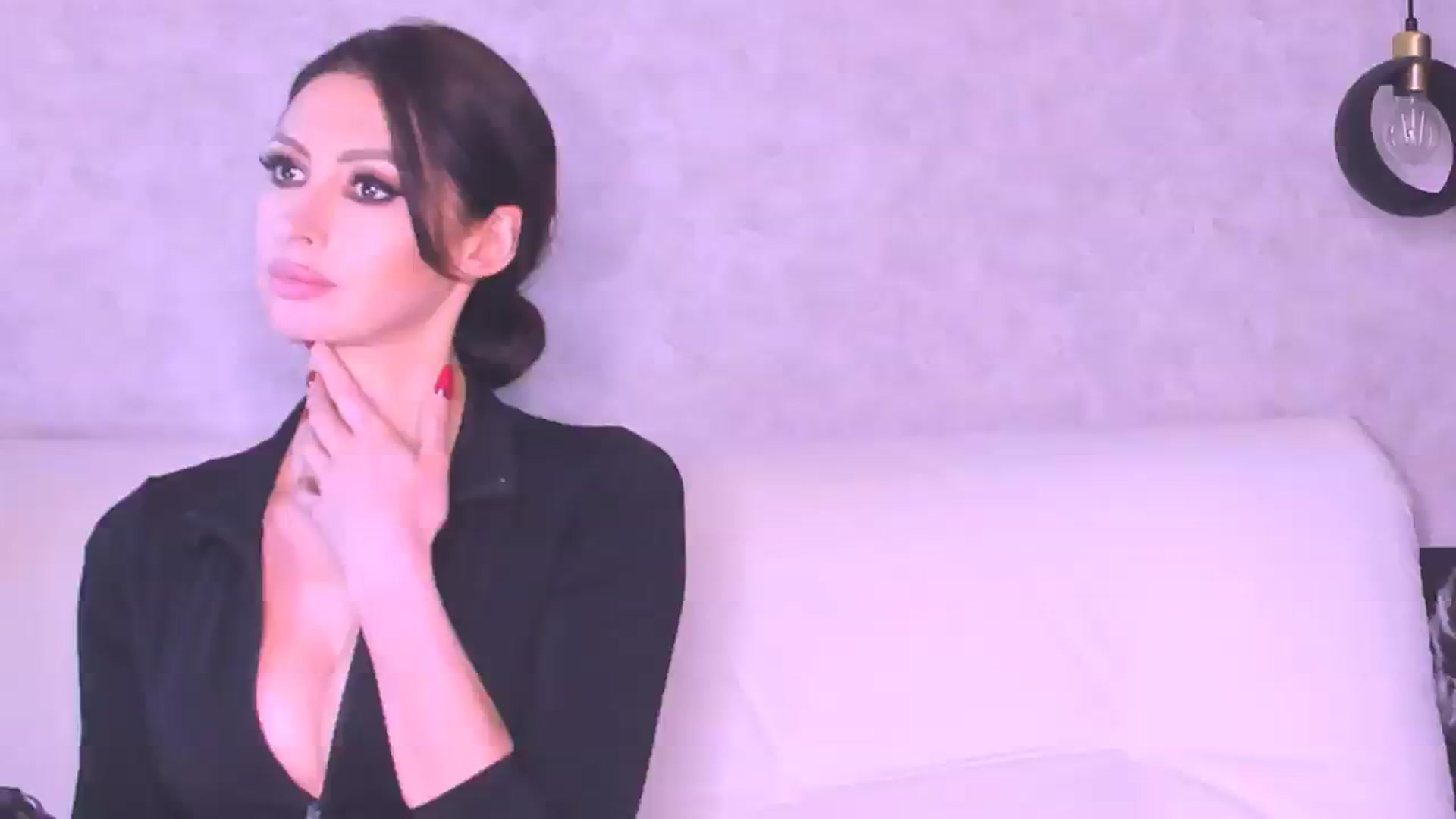 Gallery image thumbnail from AloeVera's myfreecams stream on, 05/27/2024, 24:57 image 19 of 20