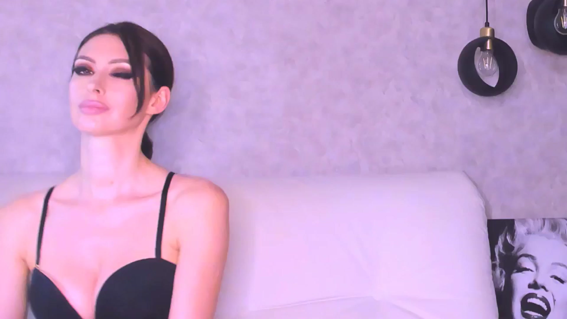 Gallery image thumbnail from AloeVera's myfreecams stream on, 06/03/2024, 23:58 image 15 of 20