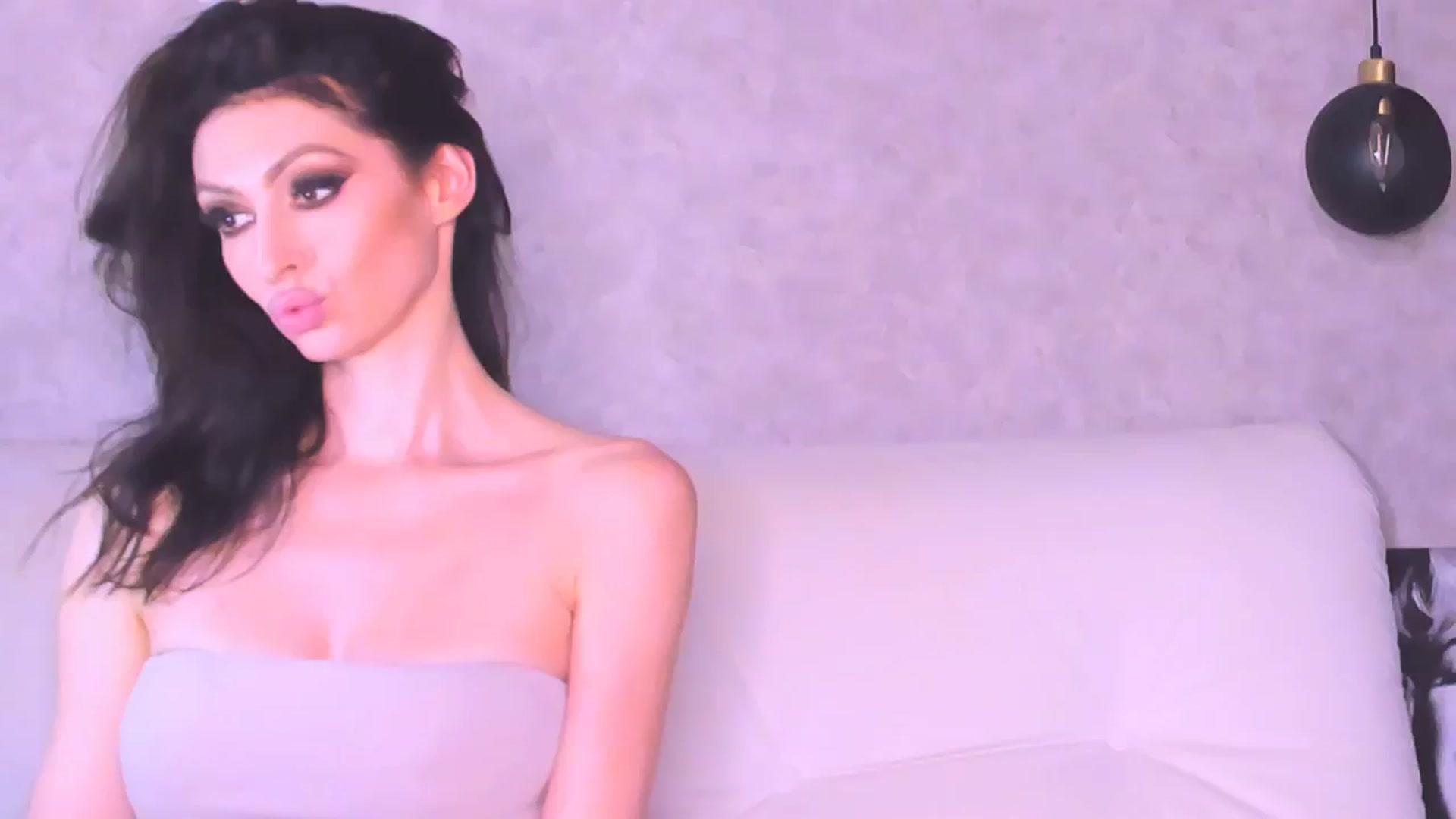Gallery image thumbnail from AloeVera's myfreecams stream on, 06/29/2024, 02:42 image 20 of 20