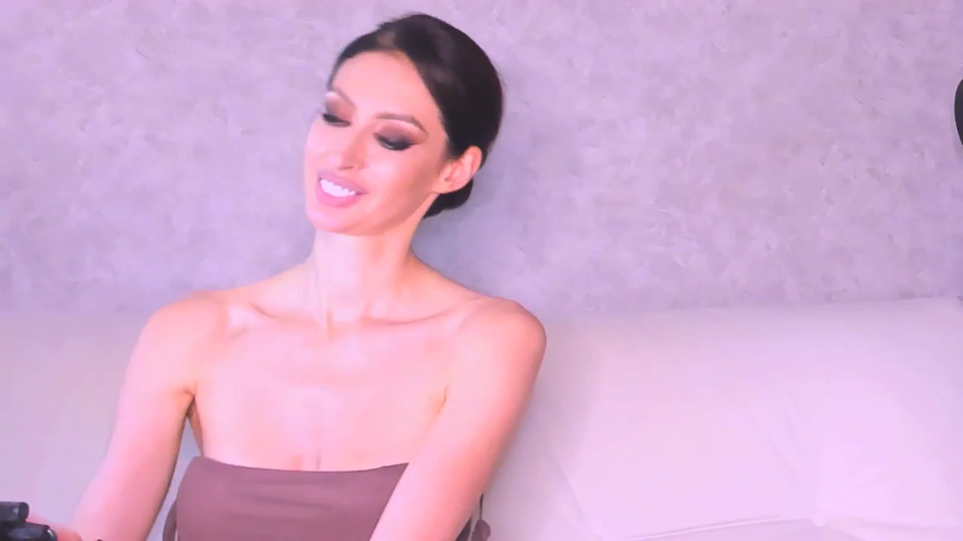 Gallery image thumbnail from AloeVera's myfreecams stream on, 07/27/2024, 02:41 image 13 of 20