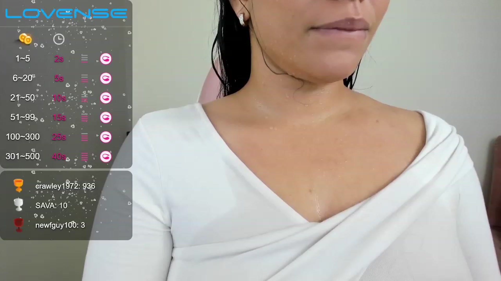 Gallery image thumbnail from Alondra_sweet's myfreecams stream on, 11/28/2022, 24:31 image 18 of 20