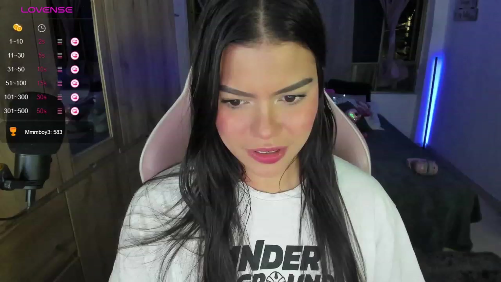 Gallery image thumbnail from Alondra_sweet's myfreecams stream on, 01/10/2024, 08:10 image 15 of 20