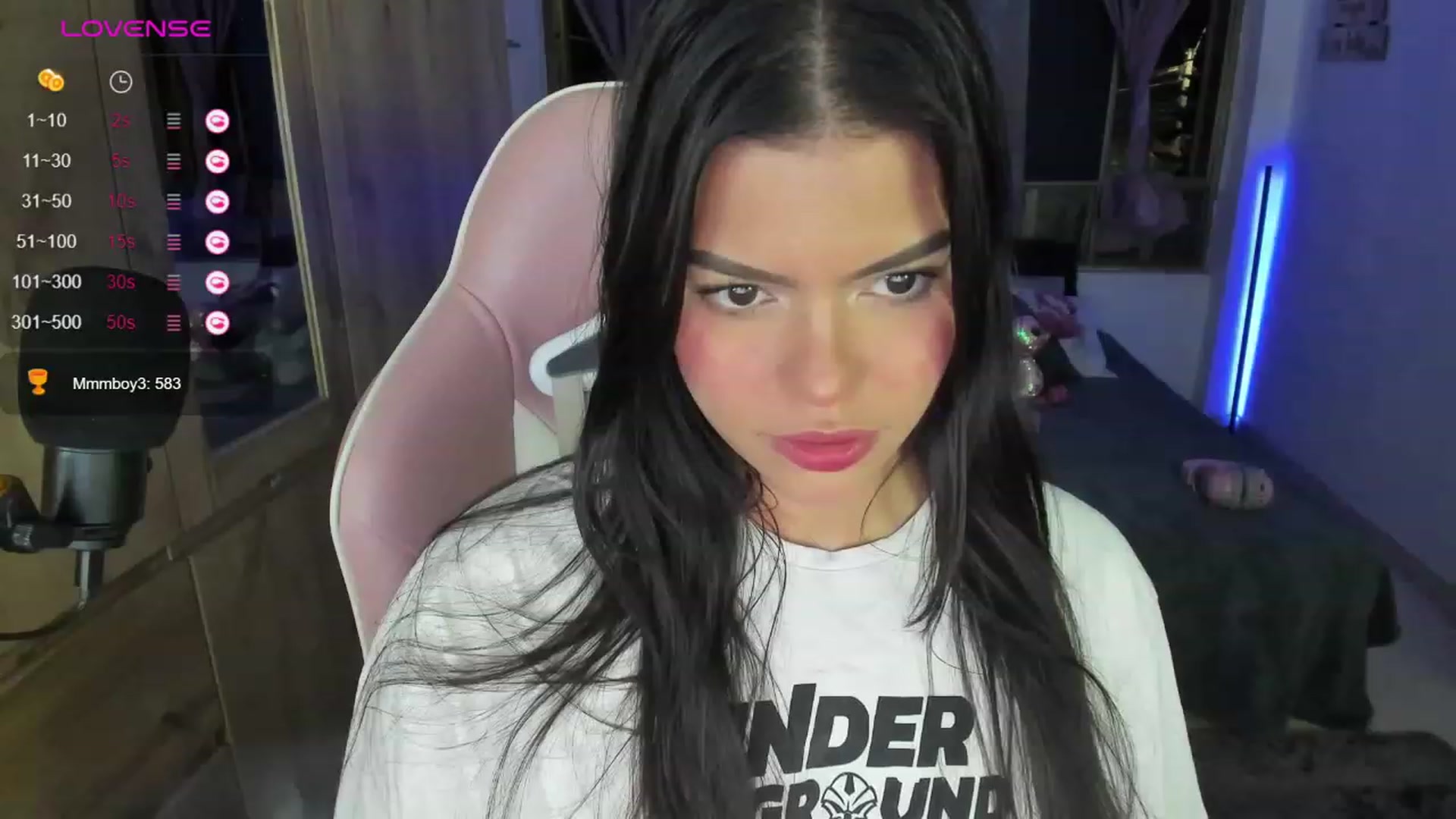 Gallery image thumbnail from Alondra_sweet's myfreecams stream on, 01/10/2024, 08:10 image 14 of 20