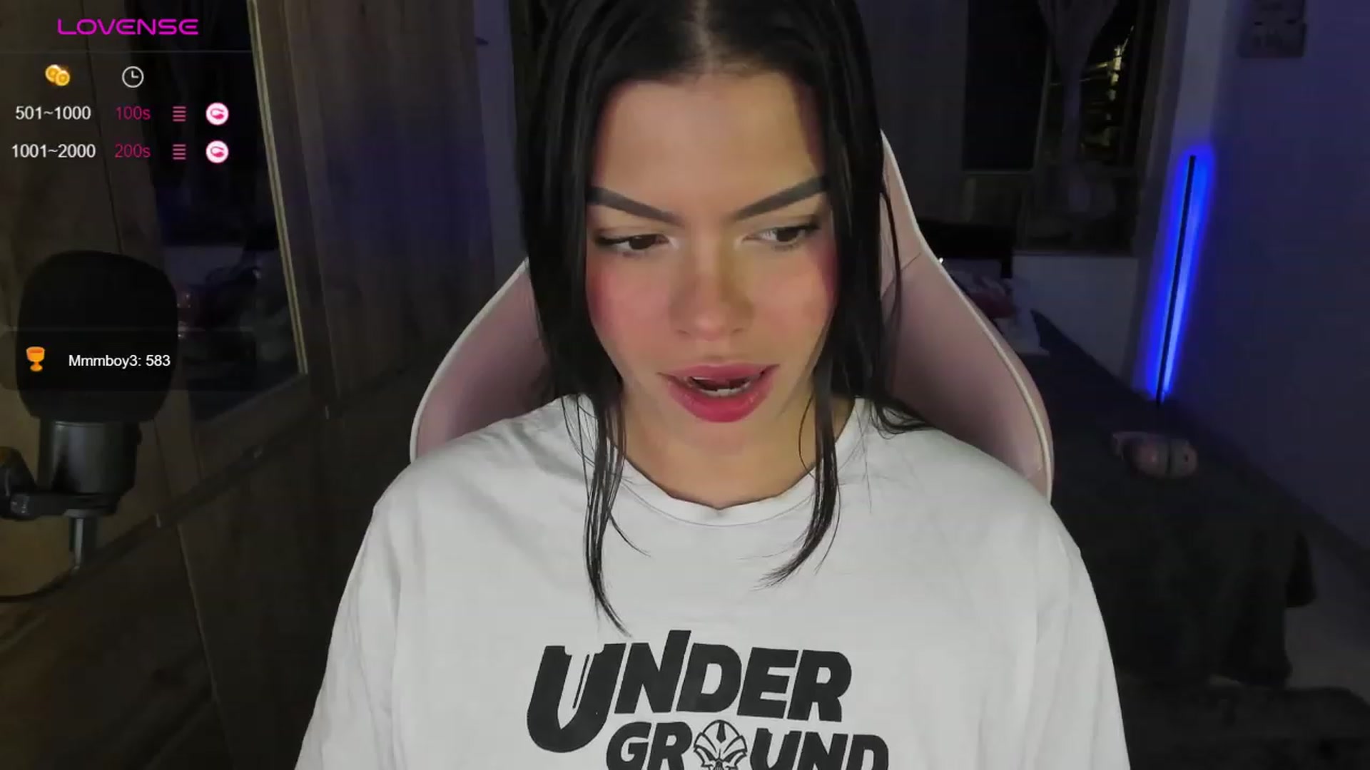 Gallery image thumbnail from Alondra_sweet's myfreecams stream on, 01/10/2024, 08:10 image 3 of 20