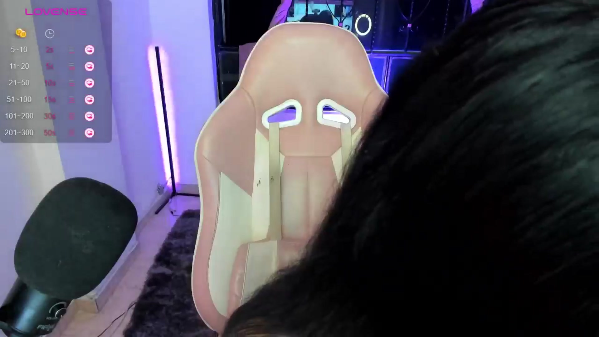 Gallery image thumbnail from Alondra_sweet's myfreecams stream on, 04/04/2024, 06:27 image 11 of 20