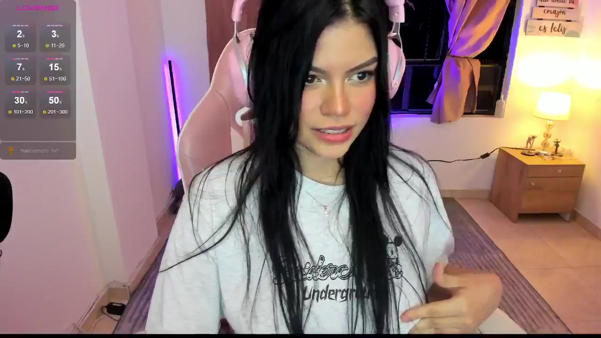 Gallery image thumbnail from Alondra_sweet's myfreecams stream on, 06/25/2024, 05:27 image 13 of 20