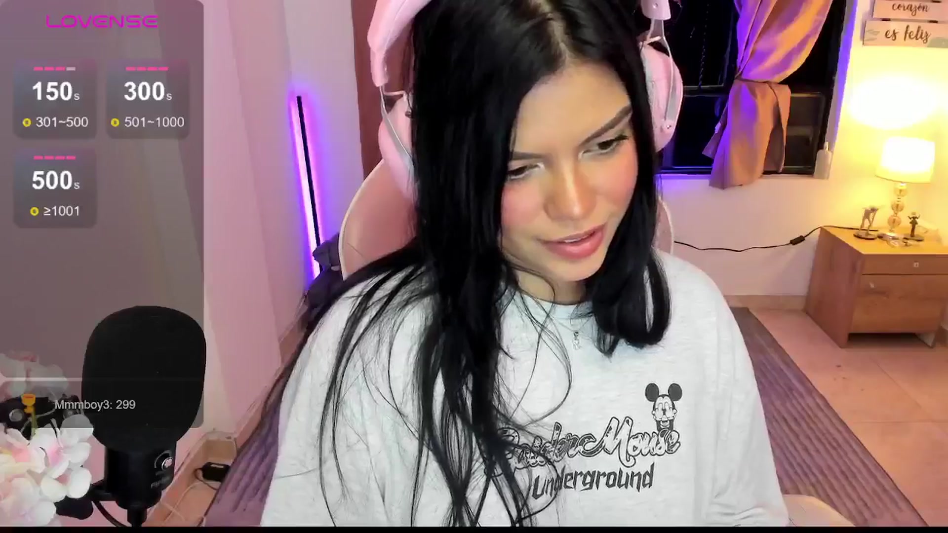 Gallery image thumbnail from Alondra_sweet's myfreecams stream on, 06/25/2024, 06:29 image 12 of 20