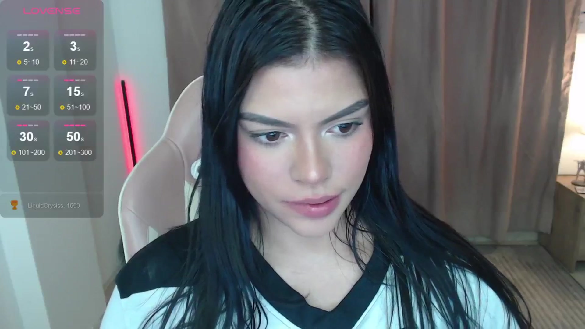 Gallery image thumbnail from Alondra_sweet's myfreecams stream on, 10/29/2024, 08:09 image 4 of 20