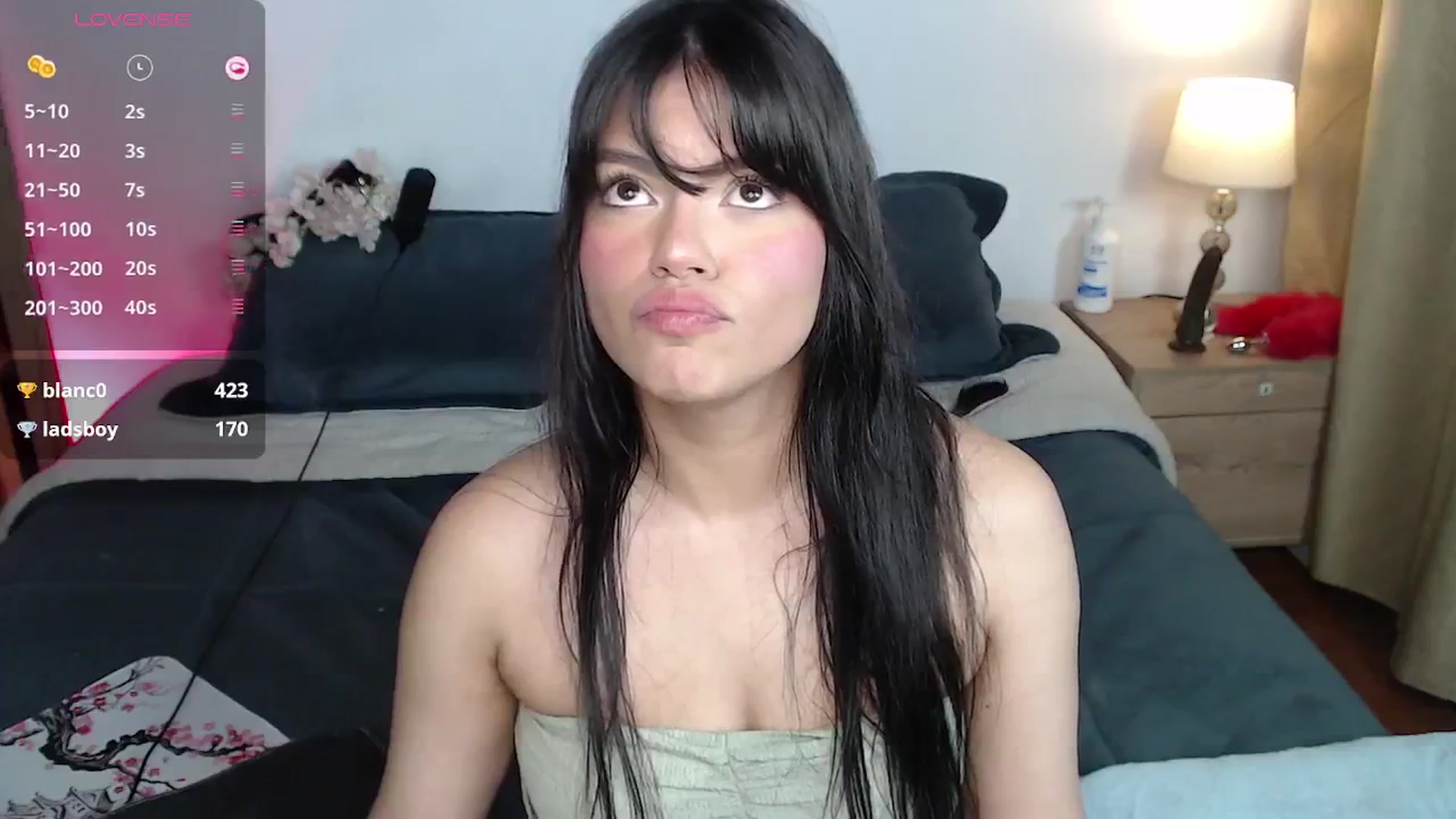 Gallery image thumbnail from Alondra_sweet's myfreecams stream on, 07/22/2025, 08:42 image 10 of 20
