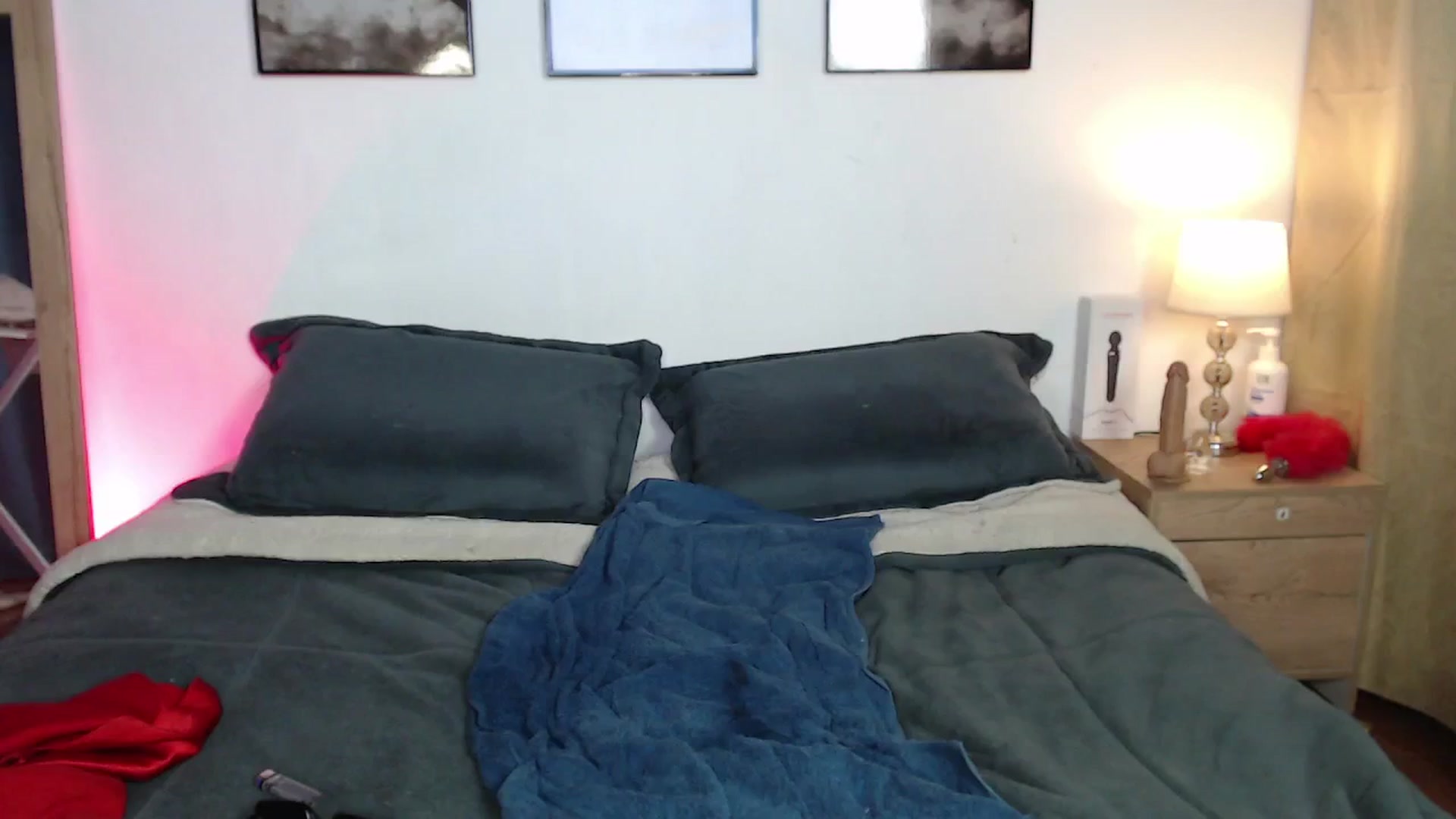 Gallery image thumbnail from Alondra_sweet's myfreecams stream on, 07/29/2025, 09:41 image 2 of 20