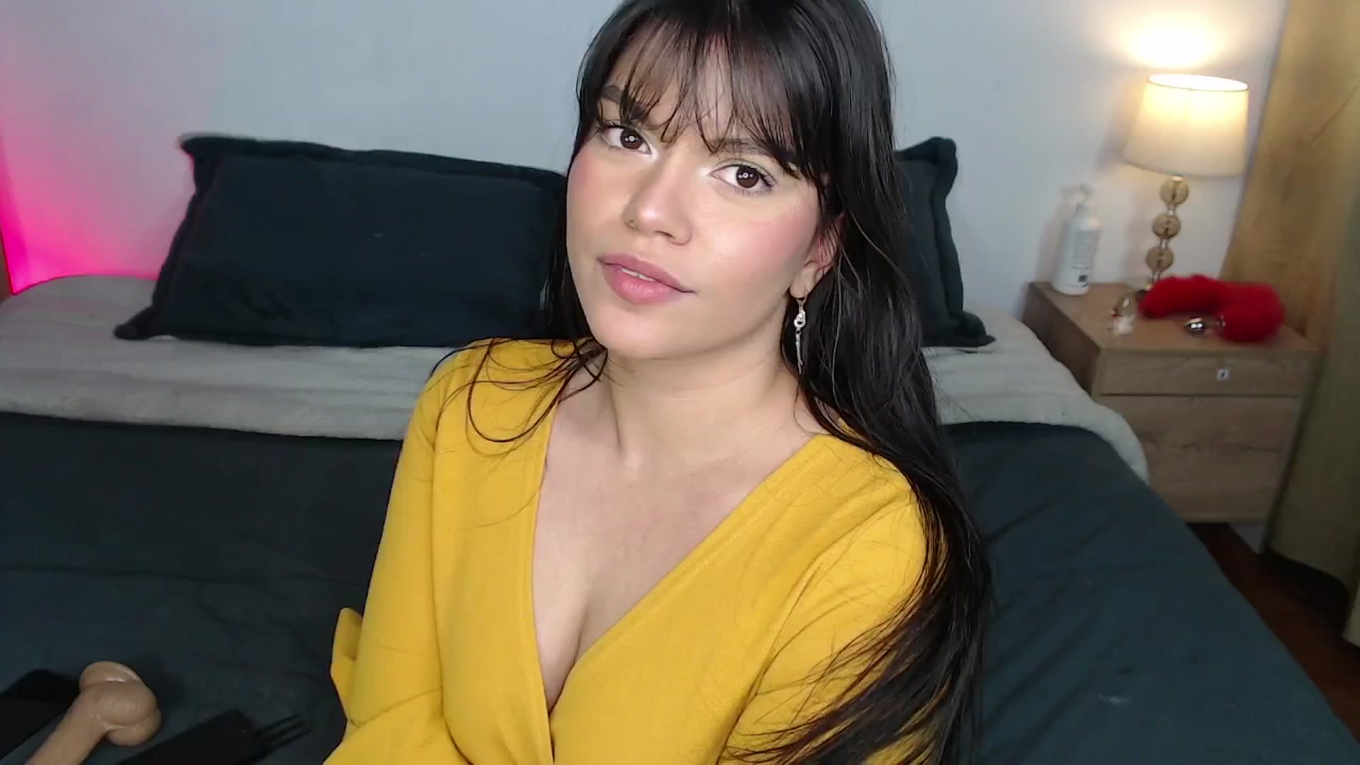 Gallery image thumbnail from Alondra_sweet's myfreecams stream on, 08/01/2025, 09:55 image 5 of 20