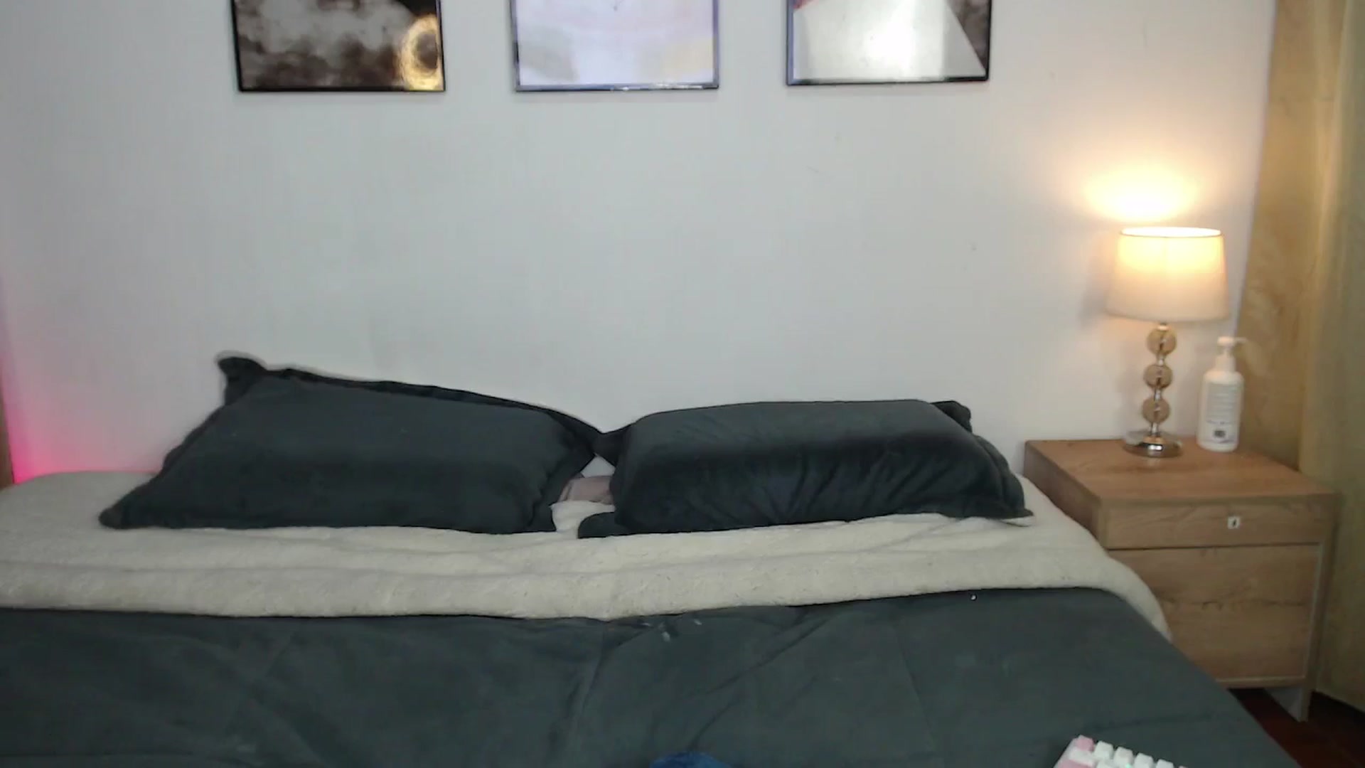 Gallery image thumbnail from Alondra_sweet's myfreecams stream on, 08/05/2025, 08:53 image 19 of 20