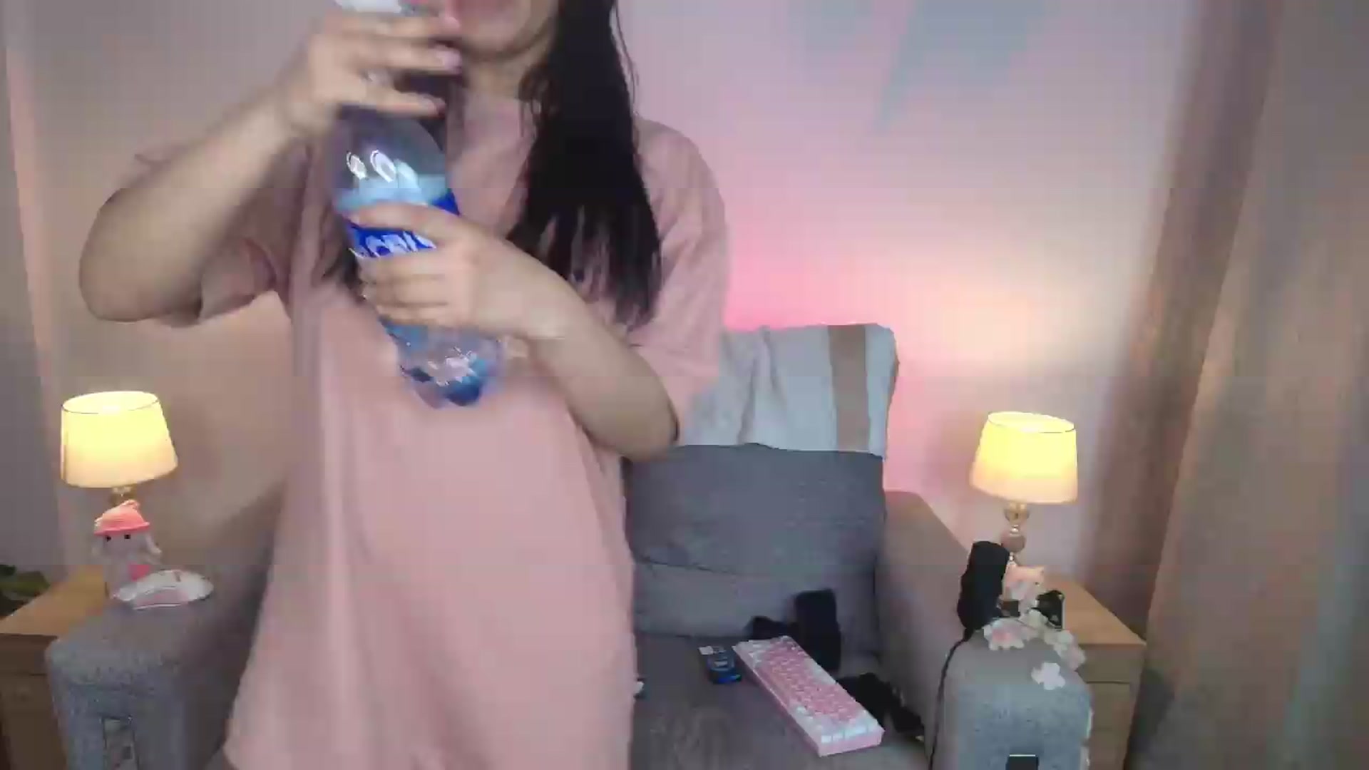 Gallery image thumbnail from Alondra_sweet's myfreecams stream on, 05/09/2026, 08:37 image 18 of 20