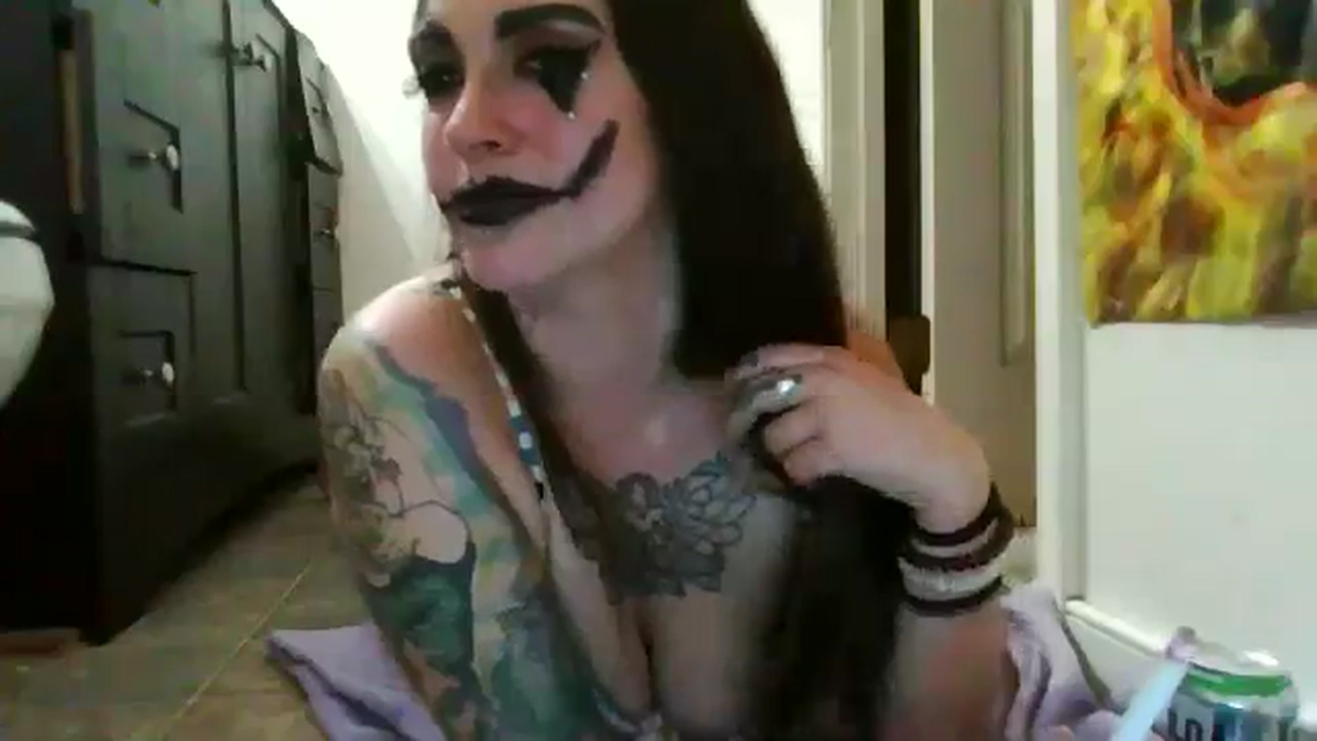 Gallery image thumbnail from AlphaLomega's myfreecams stream on, 09/16/2024, 11:22 image 18 of 20