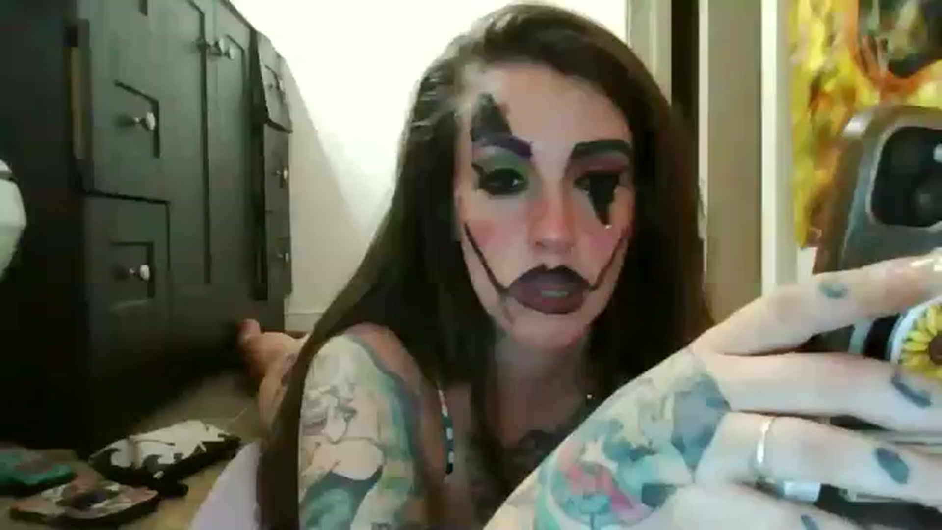Gallery image thumbnail from AlphaLomega's myfreecams stream on, 09/16/2024, 11:22 image 2 of 20