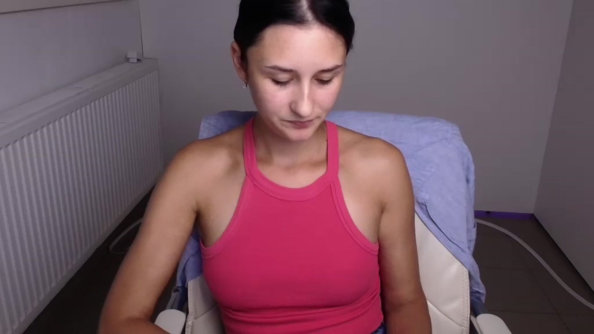 Gallery image thumbnail from Alpha_Love's myfreecams stream on, 07/29/2024, 13:22 image 20 of 20