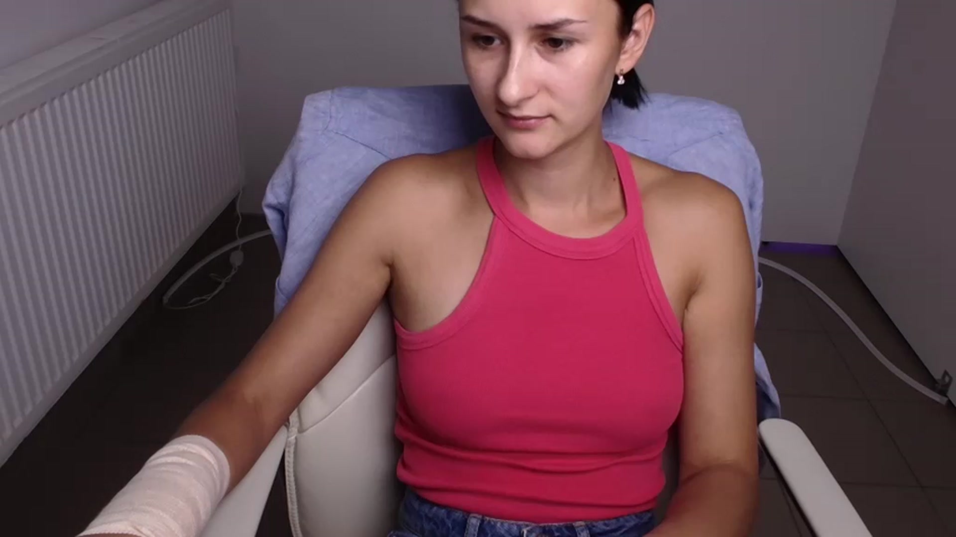 Gallery image thumbnail from Alpha_Love's myfreecams stream on, 07/29/2024, 13:52 image 15 of 20