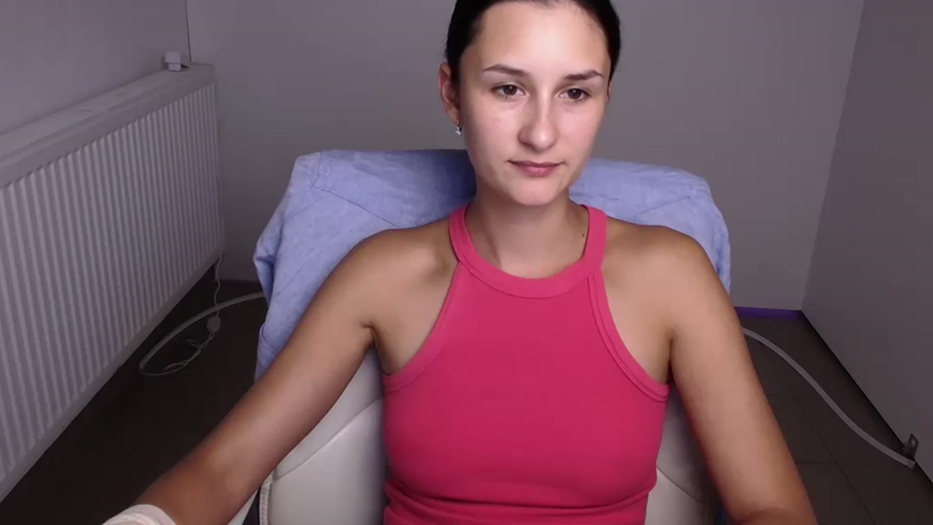 Gallery image thumbnail from Alpha_Love's myfreecams stream on, 07/29/2024, 15:06 image 10 of 20