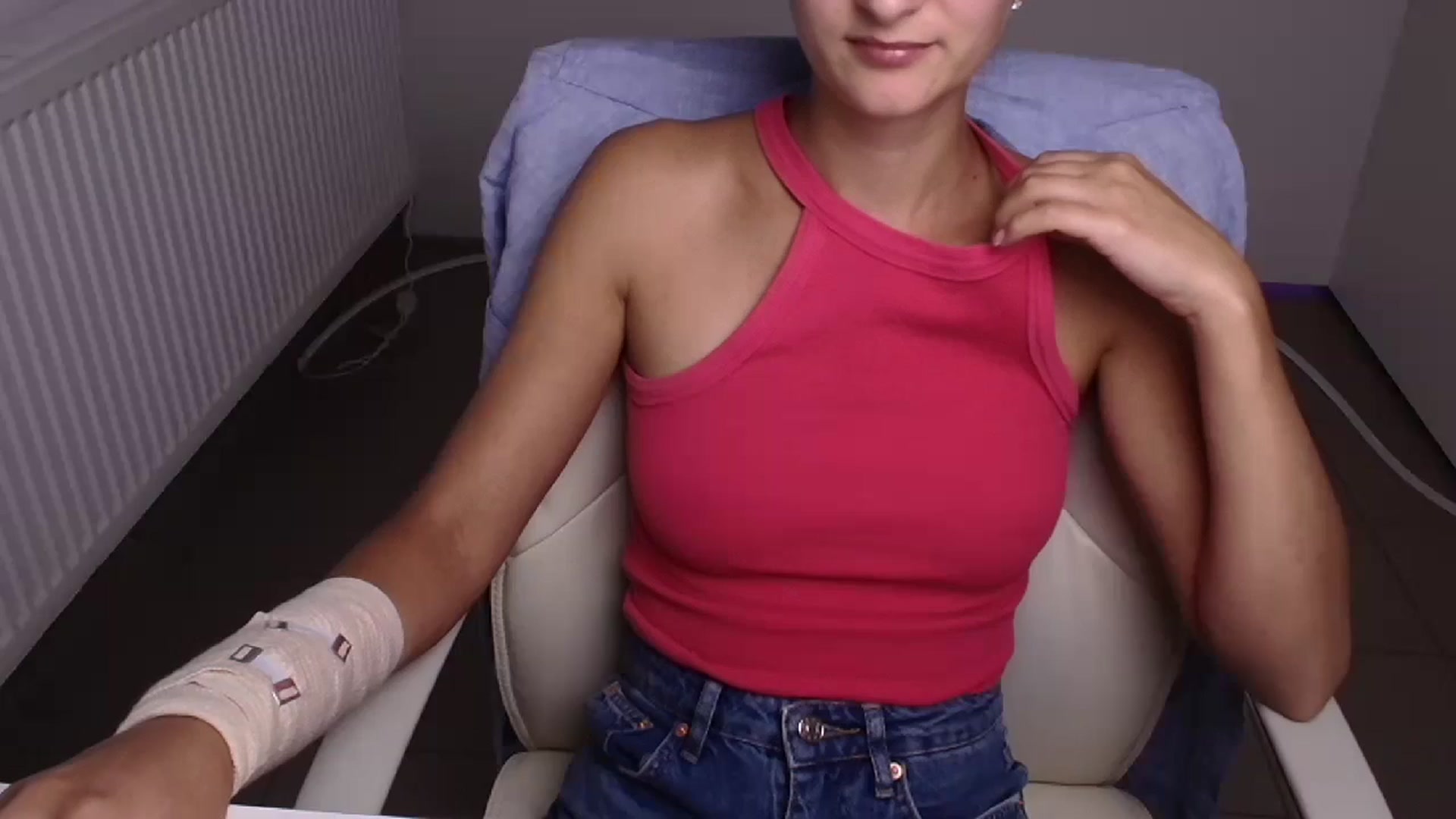 Gallery image thumbnail from Alpha_Love's myfreecams stream on, 07/29/2024, 17:02 image 1 of 20