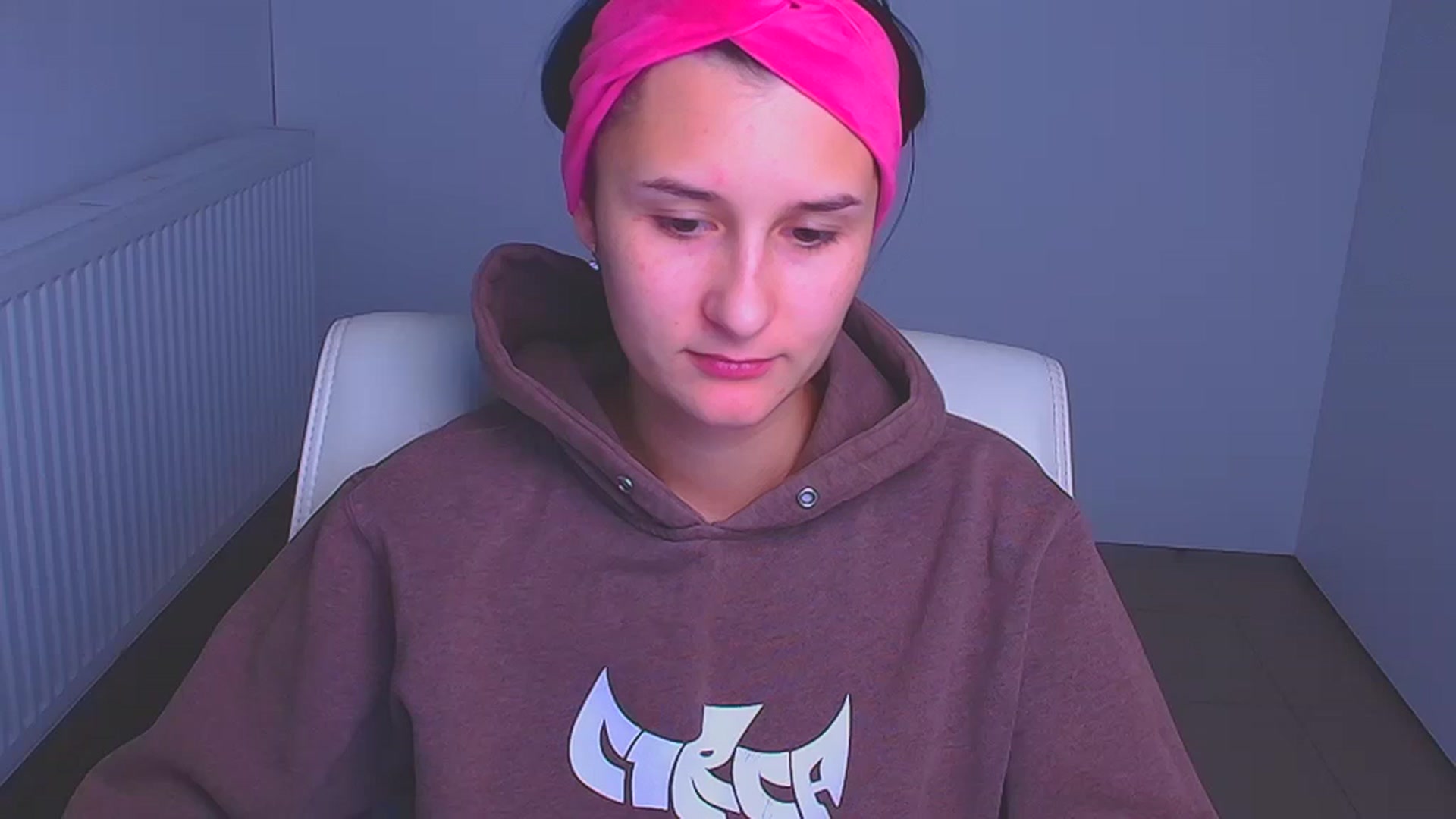 Gallery image thumbnail from Alpha_Love's myfreecams stream on, 12/22/2024, 11:33 image 18 of 20