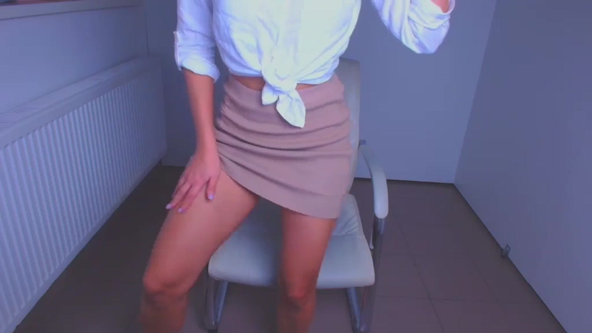 Gallery image thumbnail from Alpha_Love's myfreecams stream on, 12/28/2024, 14:18 image 8 of 20