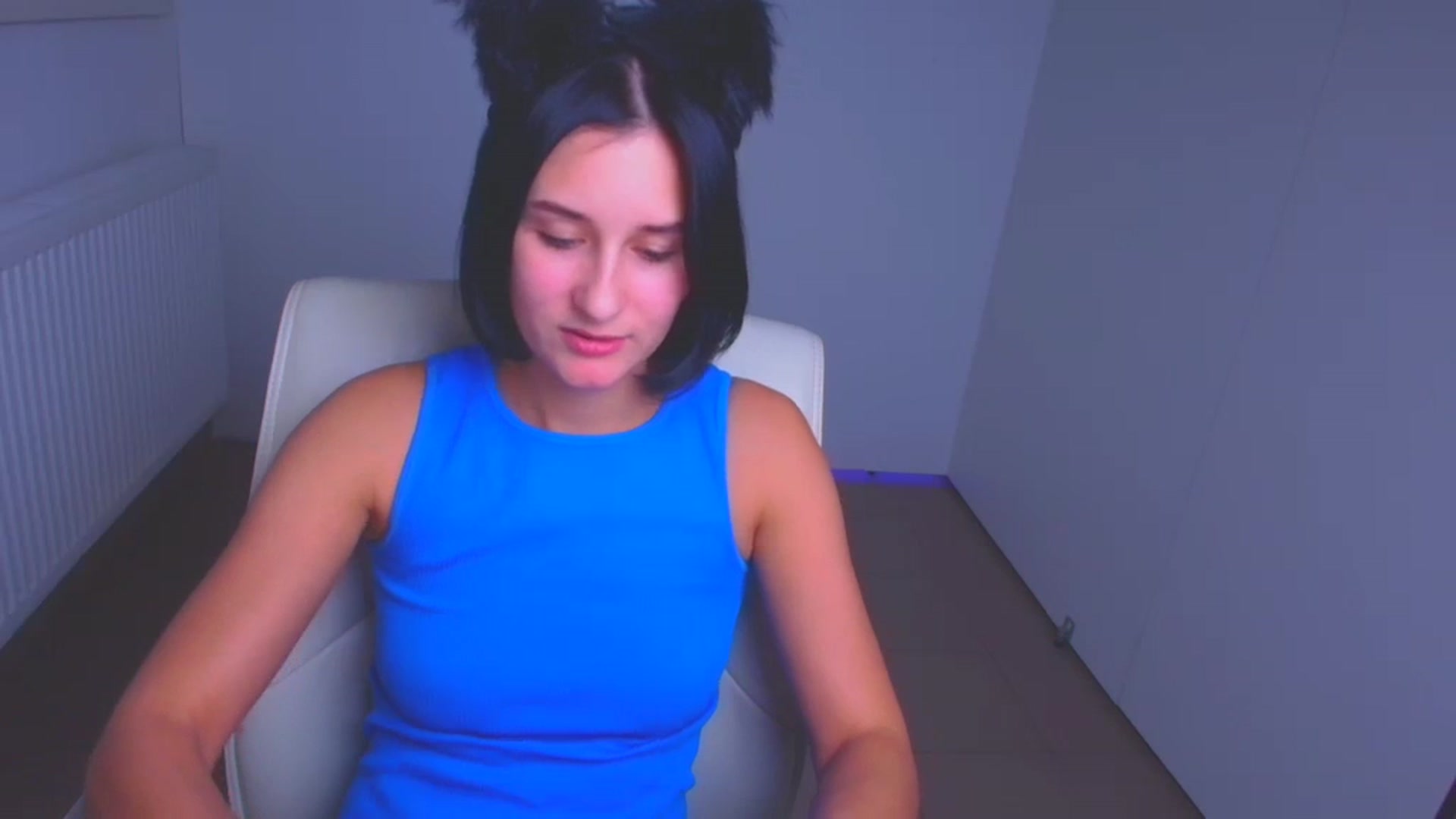 Gallery image thumbnail from Alpha_Love's myfreecams stream on, 12/30/2024, 15:12 image 3 of 20