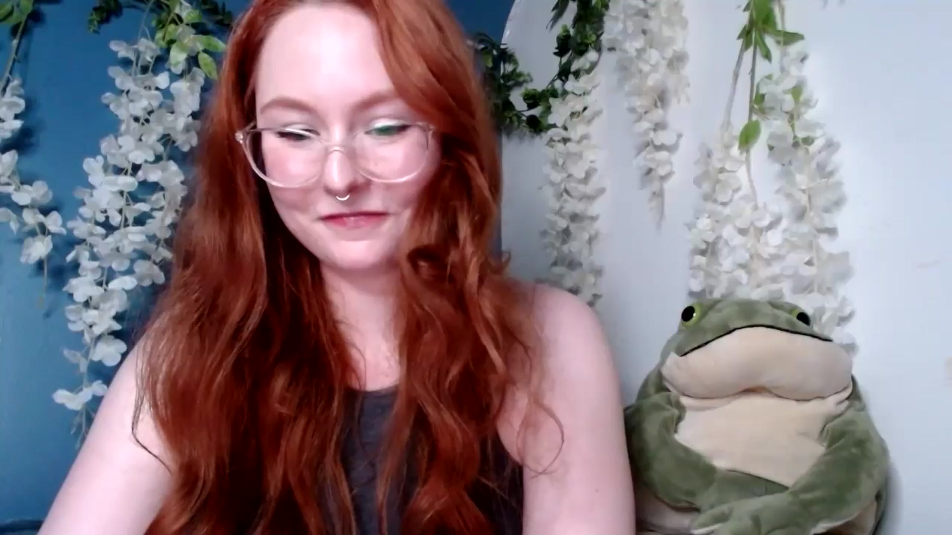 Gallery image thumbnail from AltRockBabe's myfreecams stream on, 09/30/2024, 01:11 image 3 of 20
