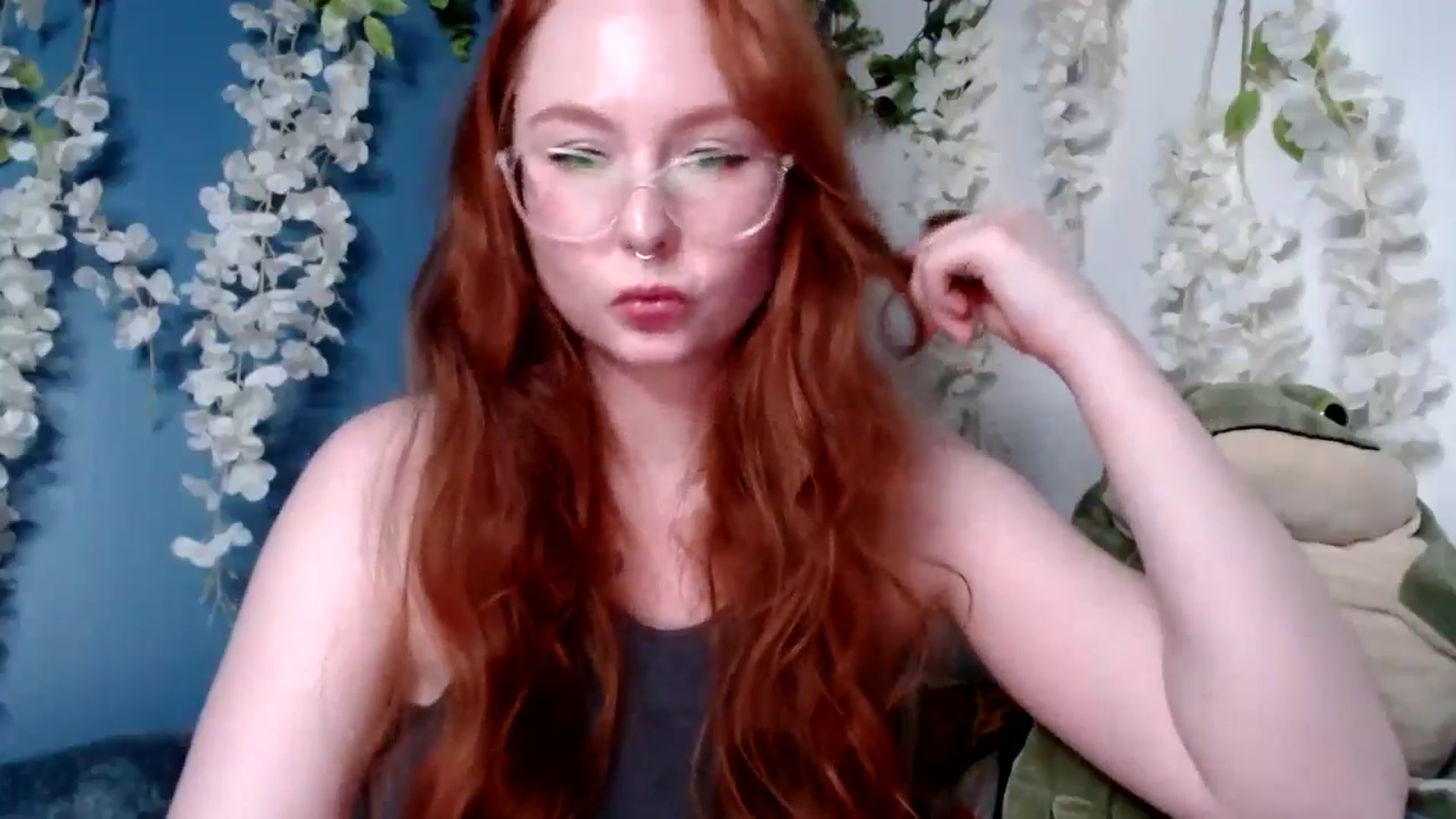 Gallery image thumbnail from AltRockBabe's myfreecams stream on, 09/30/2024, 01:11 image 16 of 20