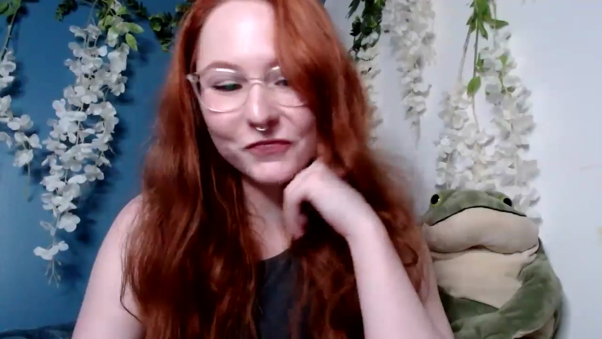 Gallery image thumbnail from AltRockBabe's myfreecams stream on, 09/30/2024, 01:11 image 2 of 20