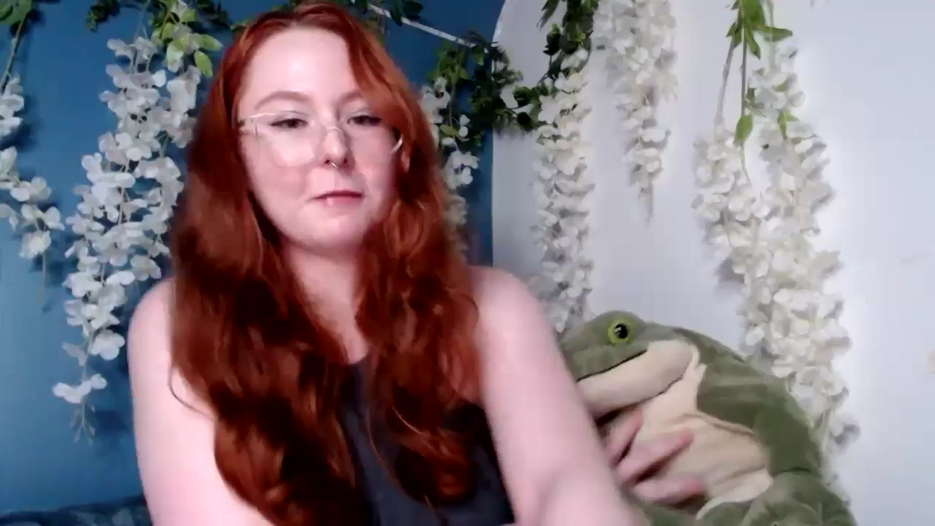 Gallery image thumbnail from AltRockBabe's myfreecams stream on, 09/30/2024, 01:11 image 1 of 20