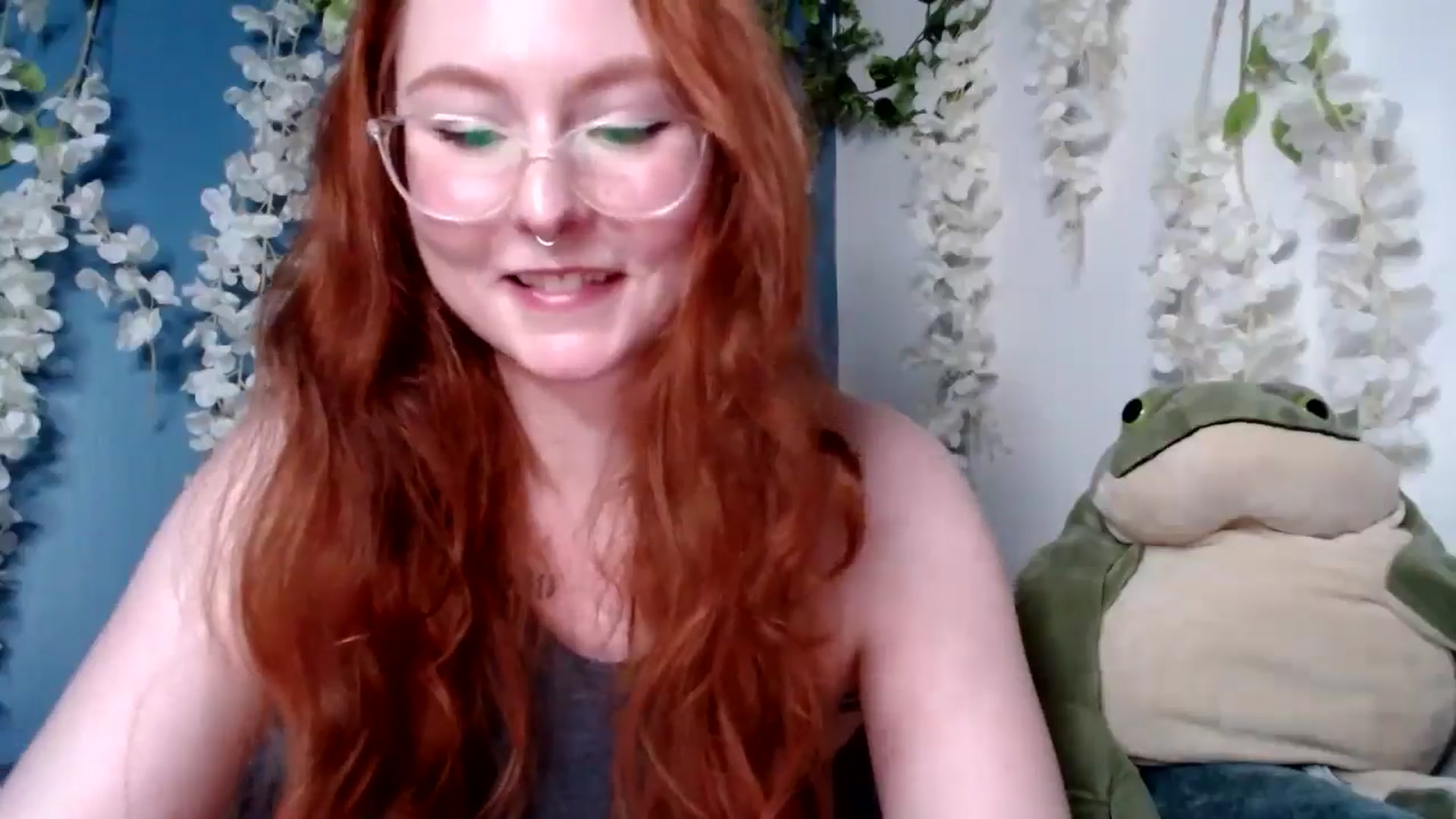 Gallery image thumbnail from AltRockBabe's myfreecams stream on, 09/30/2024, 01:11 image 15 of 20