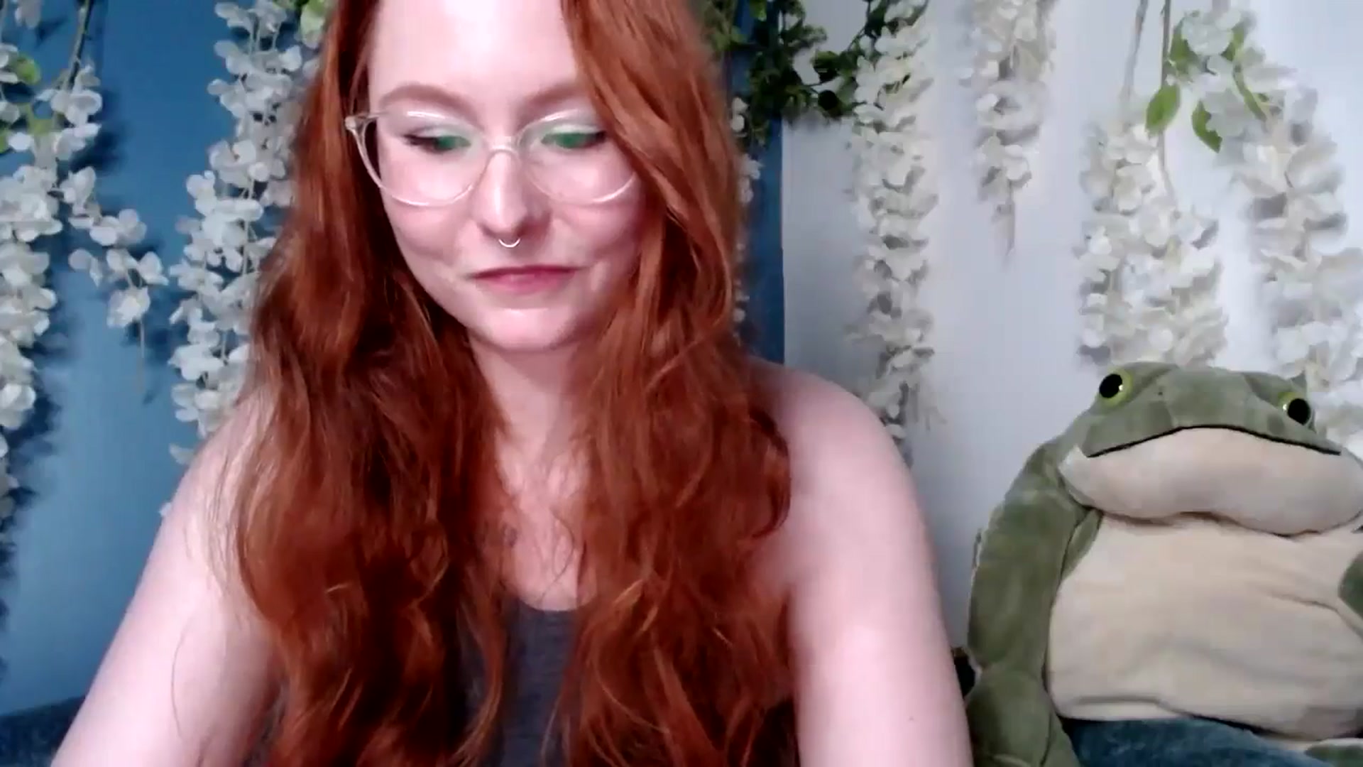 Gallery image thumbnail from AltRockBabe's myfreecams stream on, 09/30/2024, 01:11 image 17 of 20