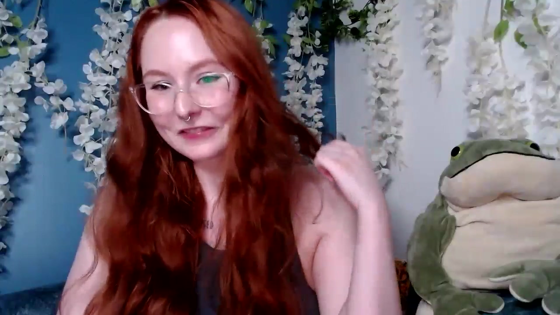 Gallery image thumbnail from AltRockBabe's myfreecams stream on, 09/30/2024, 02:49 image 2 of 20