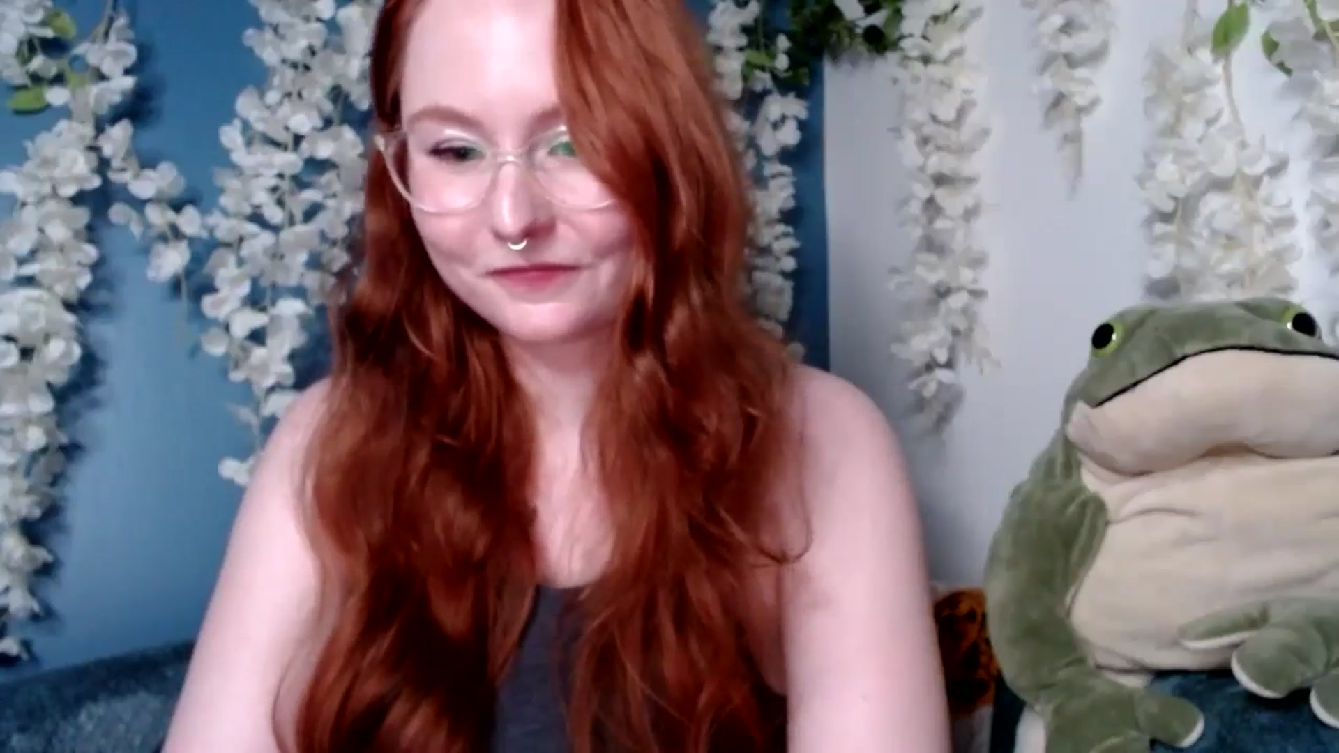 Gallery image thumbnail from AltRockBabe's myfreecams stream on, 09/30/2024, 02:49 image 6 of 20