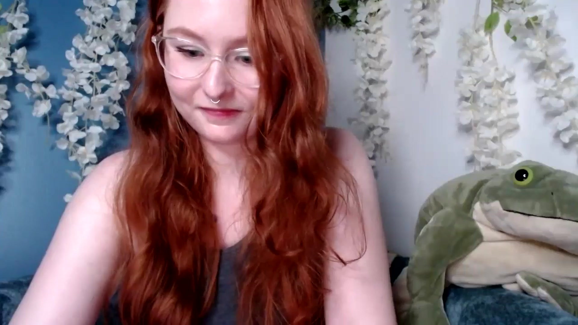Gallery image thumbnail from AltRockBabe's myfreecams stream on, 09/30/2024, 02:49 image 16 of 20