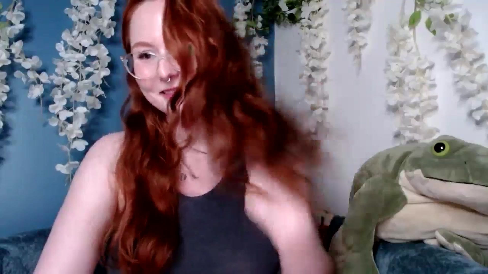 Gallery image thumbnail from AltRockBabe's myfreecams stream on, 09/30/2024, 02:49 image 15 of 20